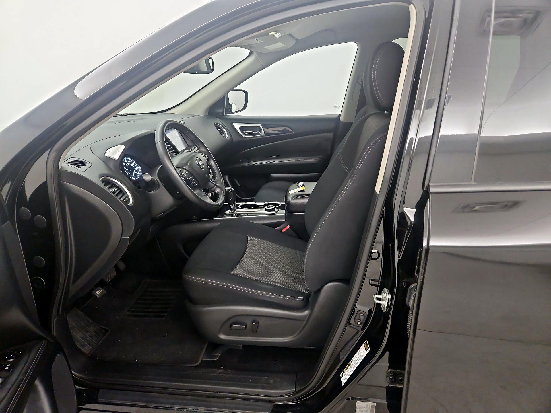 Thumbnail: 2019 Nissan Pathfinder - 11