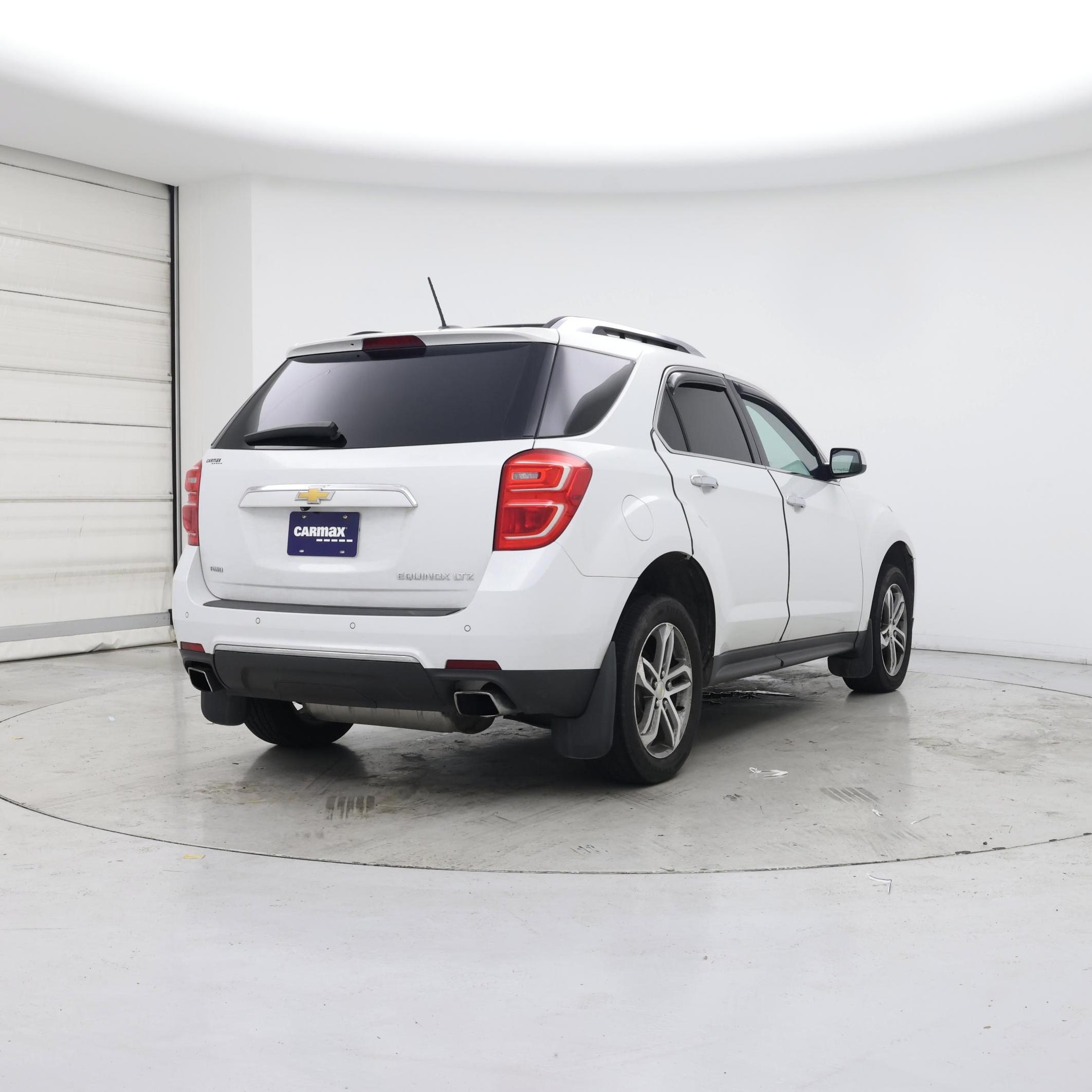 Thumbnail: 2016 Chevrolet Equinox - 8