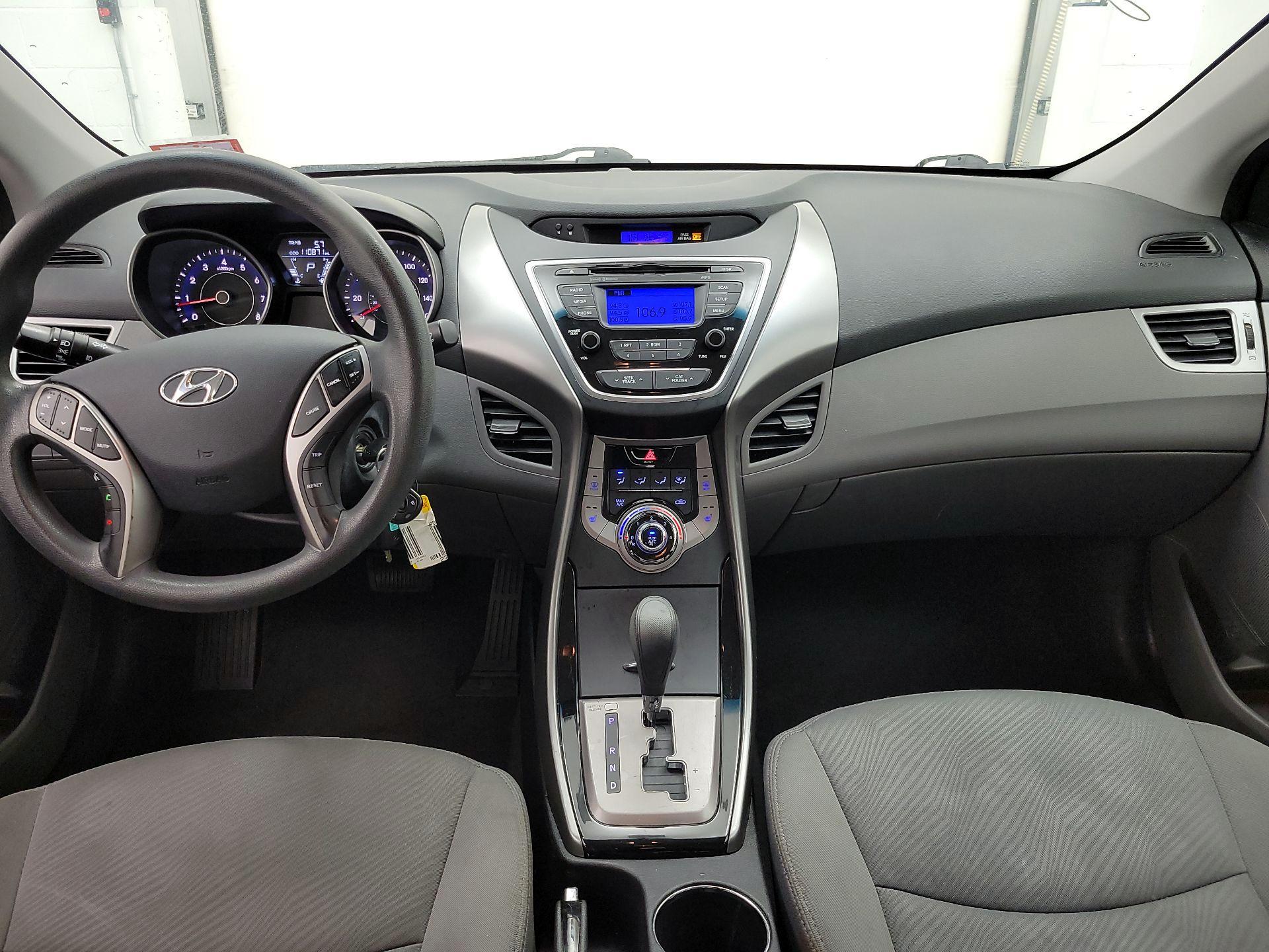 Thumbnail: 2013 Hyundai Elantra - 9