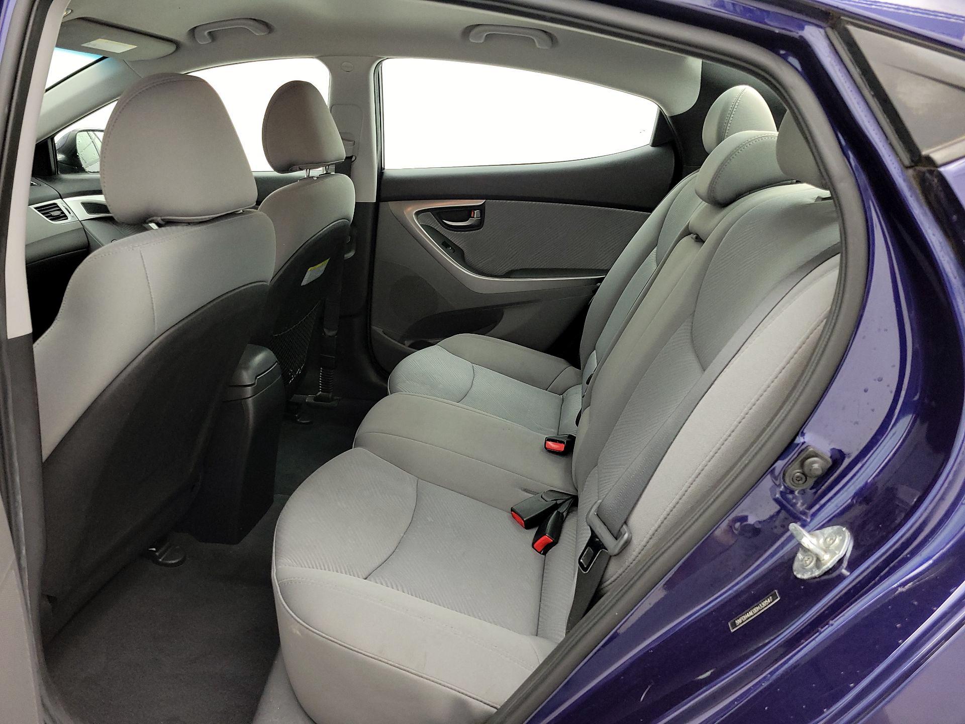 Thumbnail: 2013 Hyundai Elantra - 18