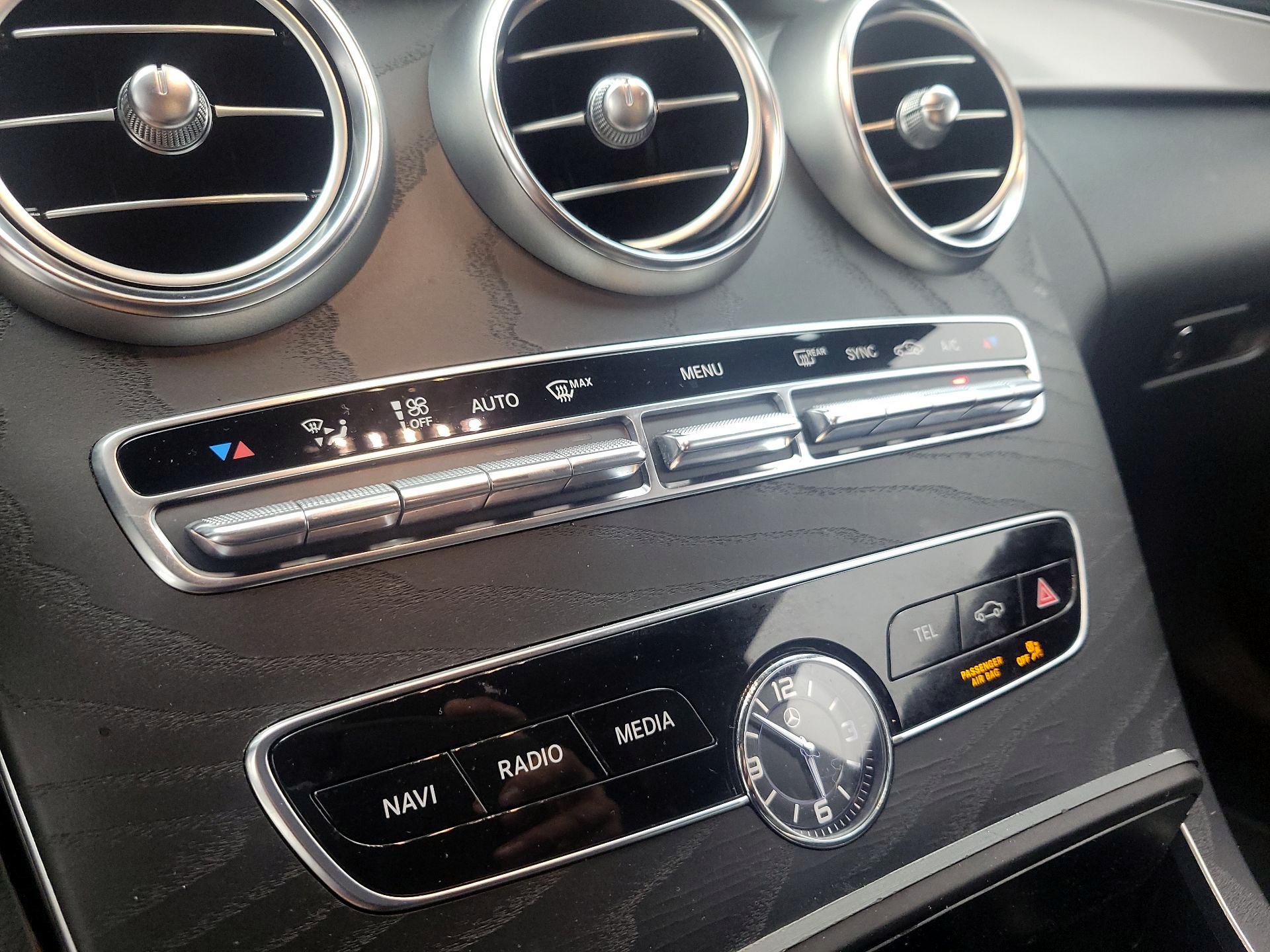 Thumbnail: 2022 Mercedes-Benz C-Class - 15