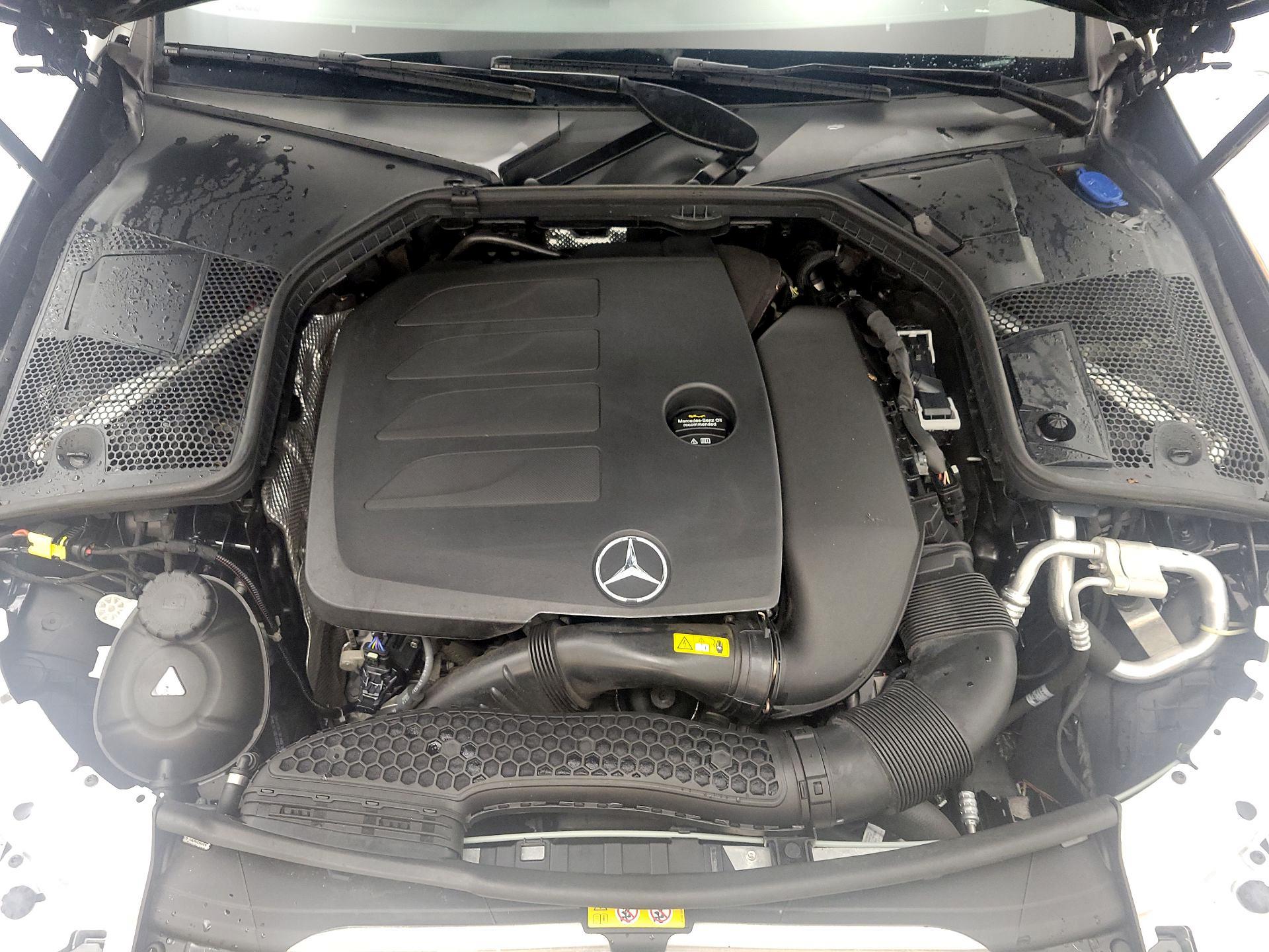 Thumbnail: 2022 Mercedes-Benz C-Class - 19