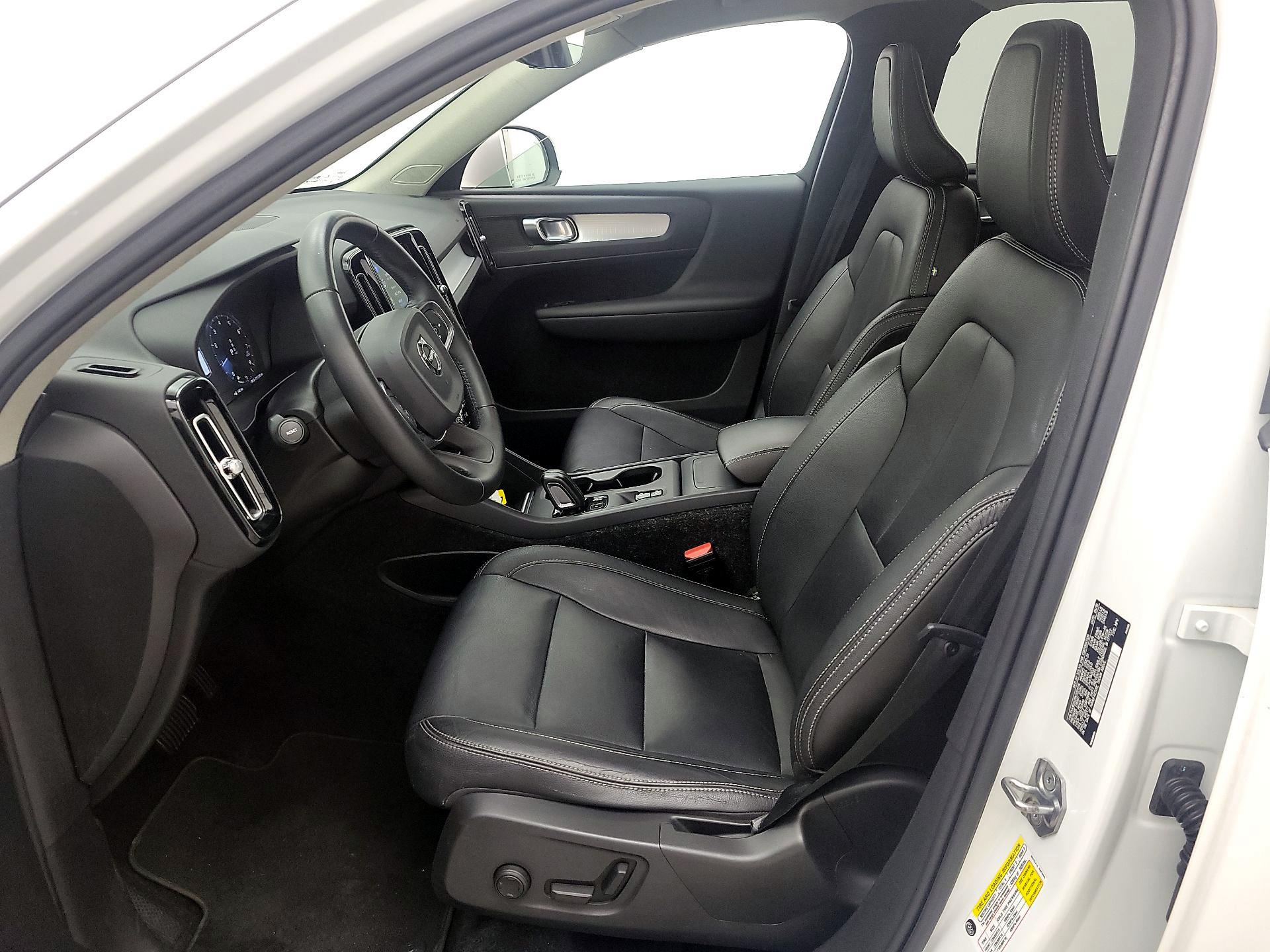 Thumbnail: 2019 Volvo XC40 - 11