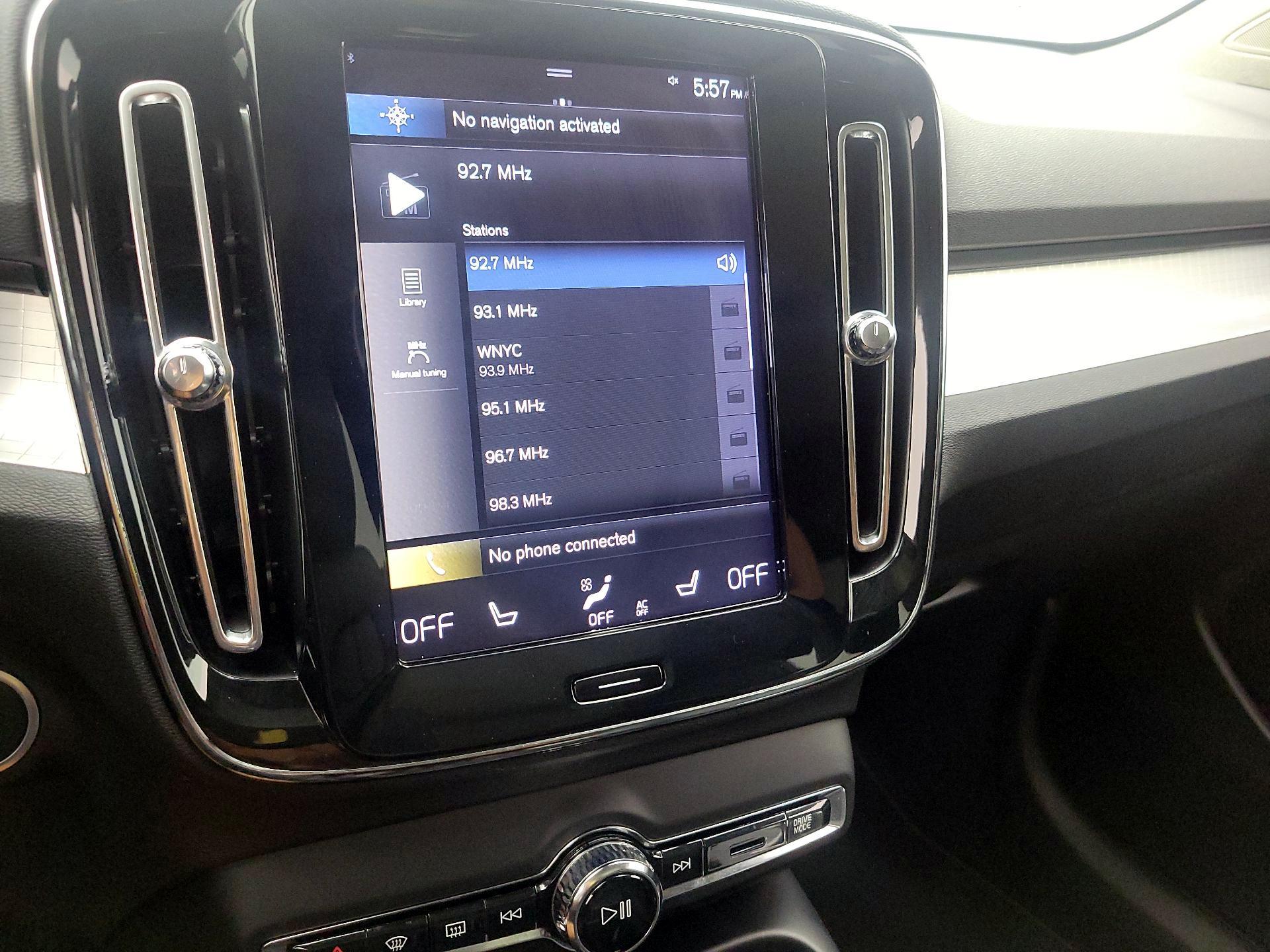 Thumbnail: 2019 Volvo XC40 - 13