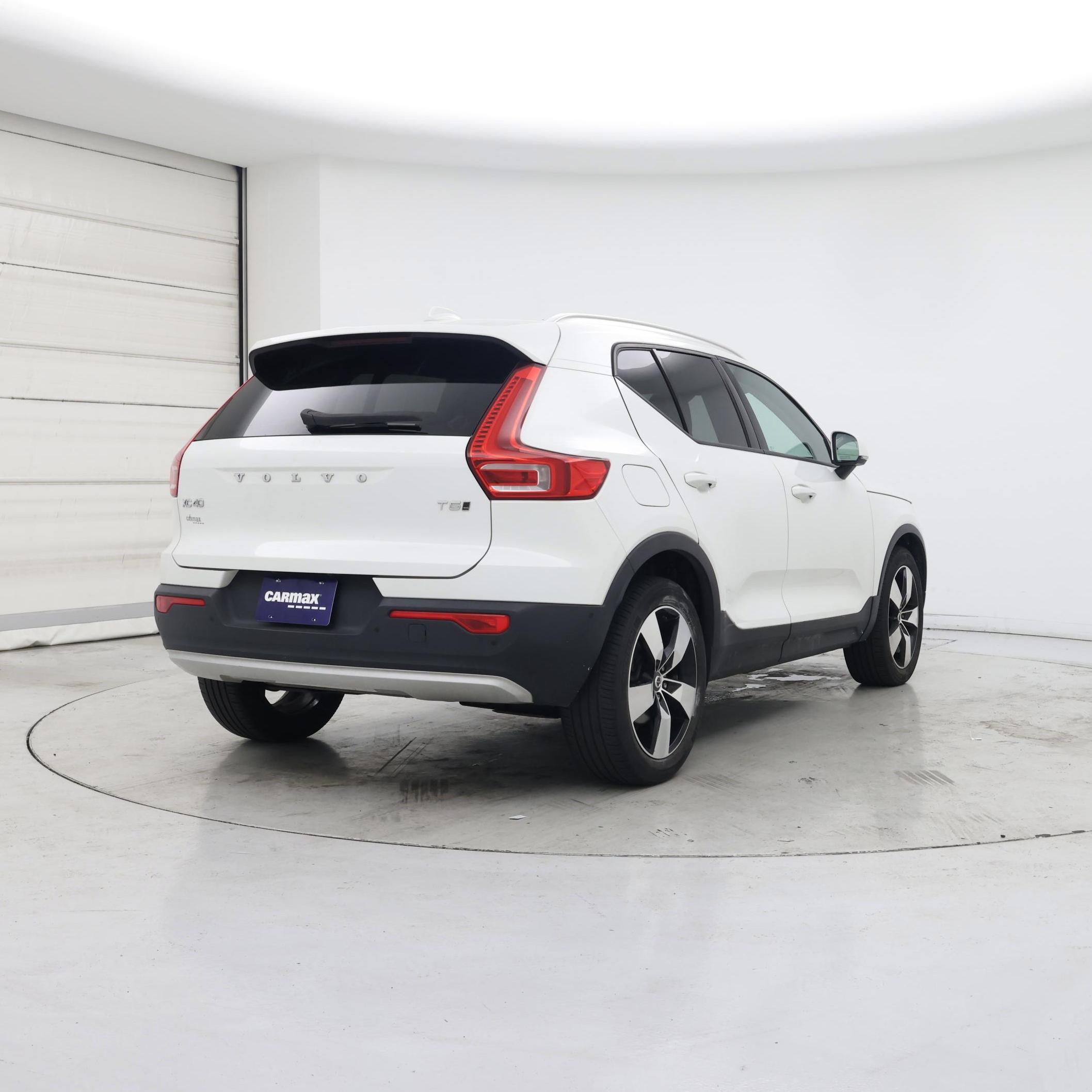 Thumbnail: 2019 Volvo XC40 - 8