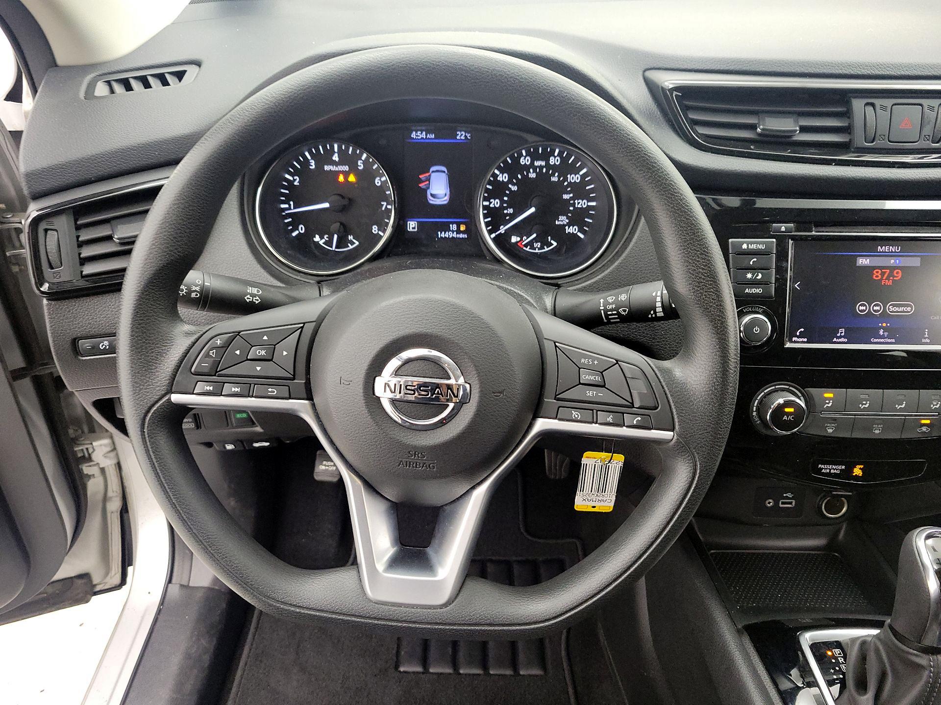 Thumbnail: 2019 Nissan Rogue Sport - 10