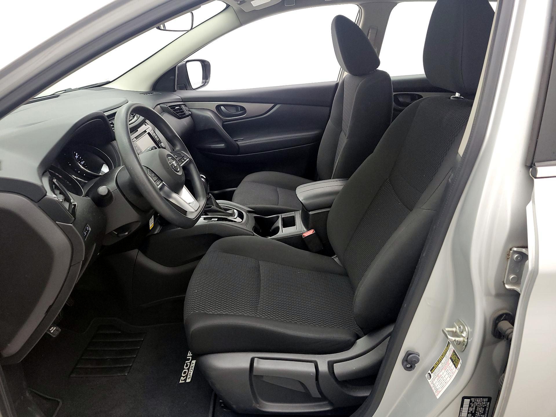 Thumbnail: 2019 Nissan Rogue Sport - 11