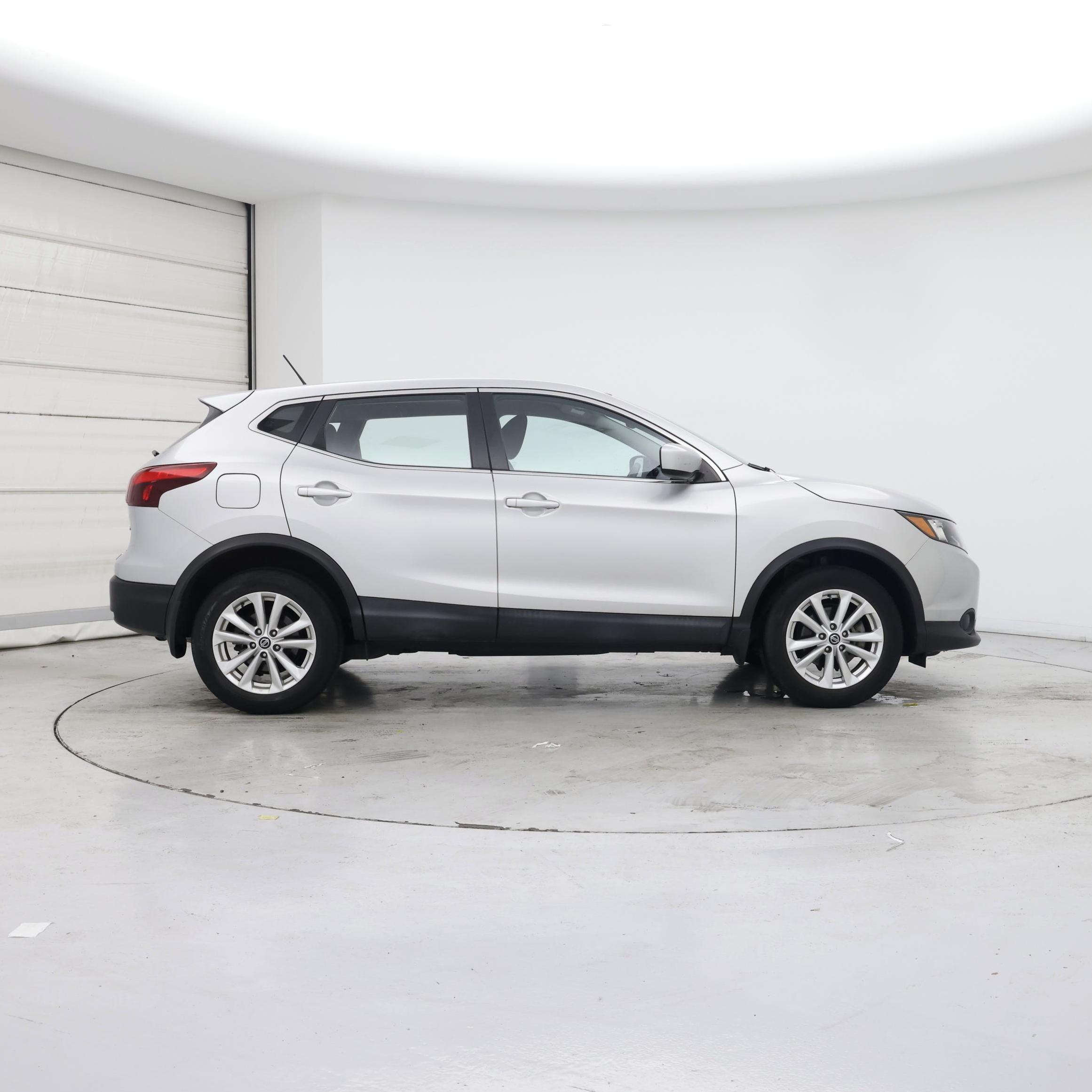 Thumbnail: 2019 Nissan Rogue Sport - 7
