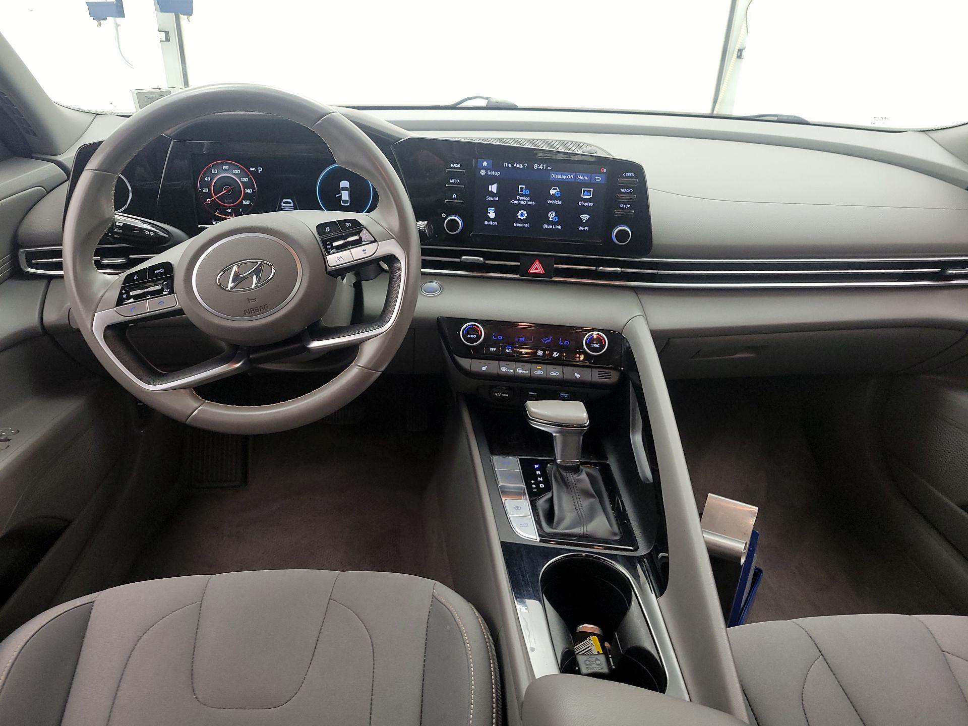 Thumbnail: 2021 Hyundai Elantra - 9