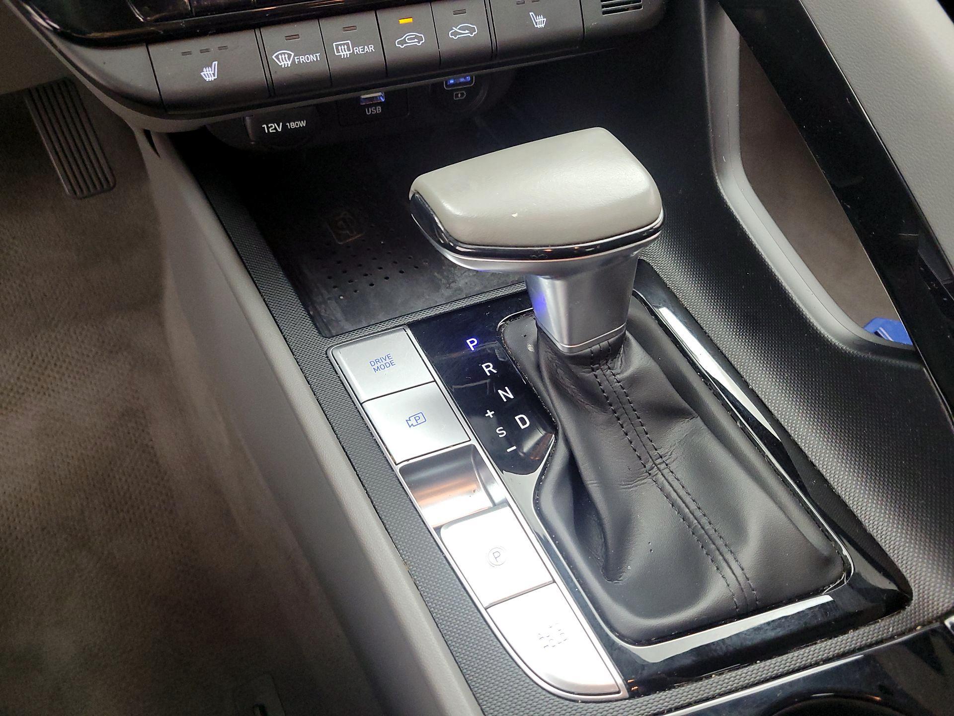 Thumbnail: 2021 Hyundai Elantra - 17