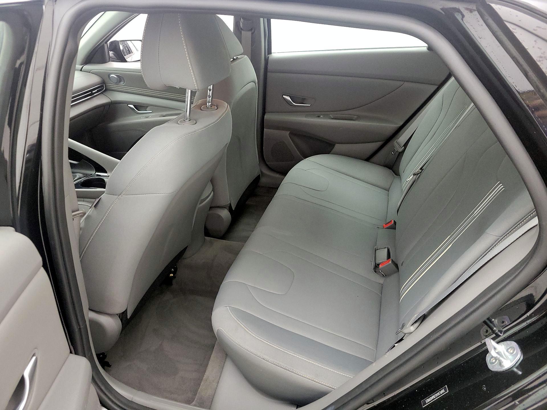 Thumbnail: 2021 Hyundai Elantra - 19