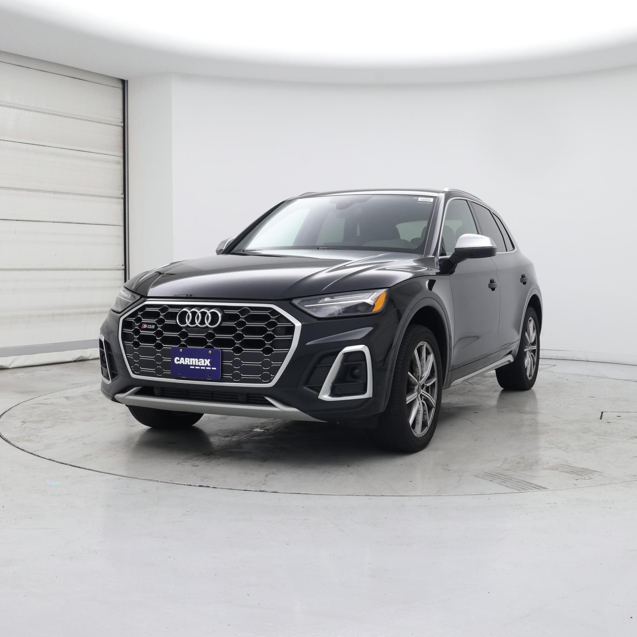 Thumbnail: 2022 Audi SQ5 - 4