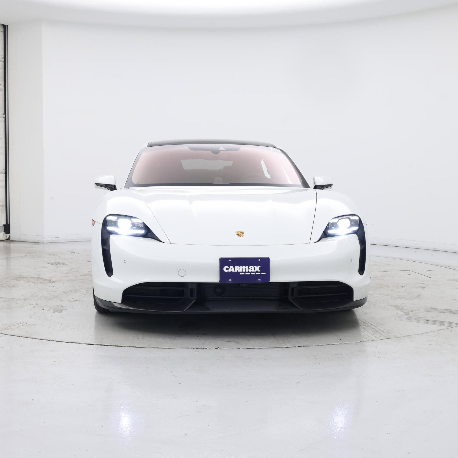 Thumbnail: 2022 Porsche Taycan - 5