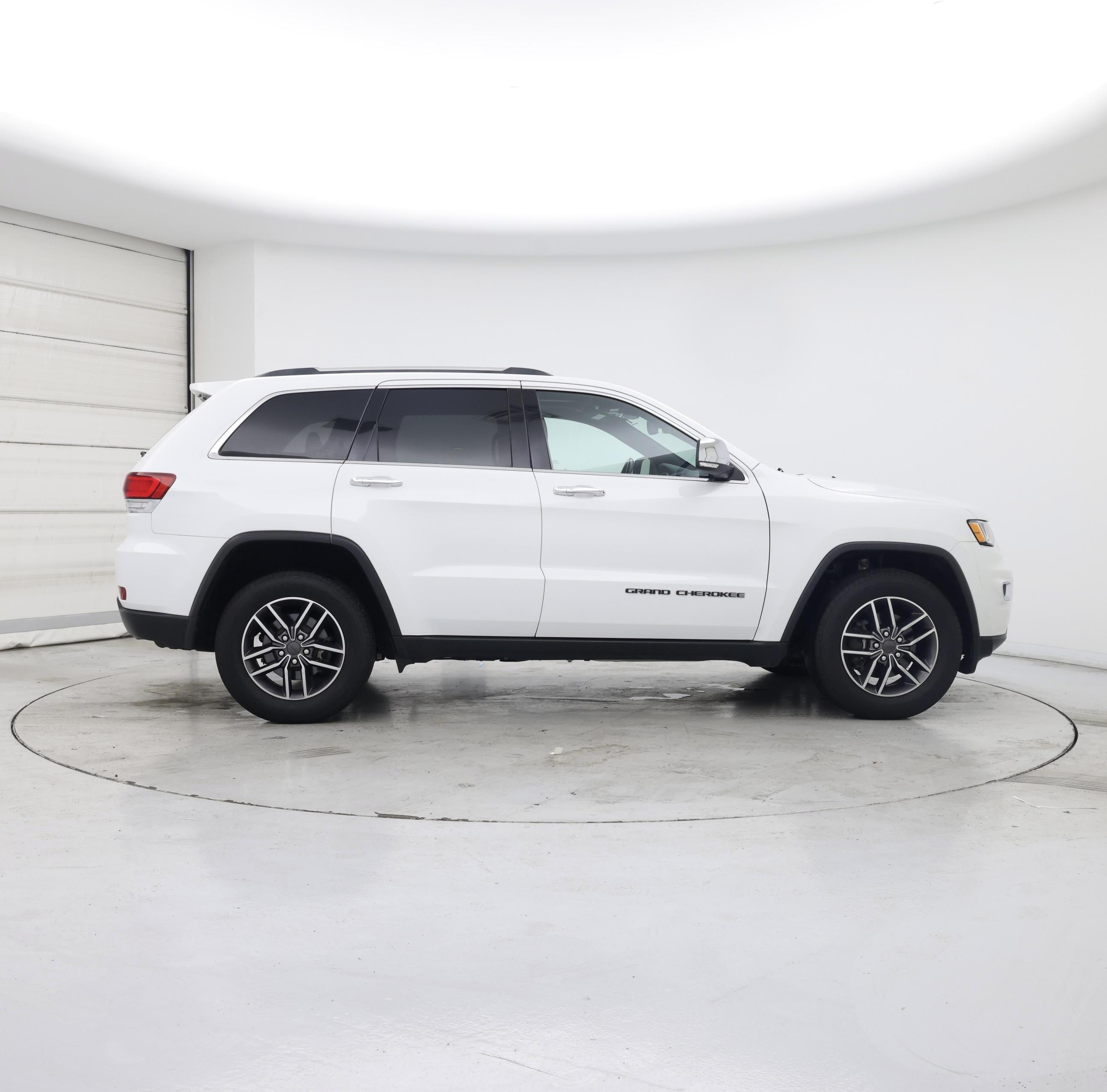 Thumbnail: 2020 Jeep Grand Cherokee - 7