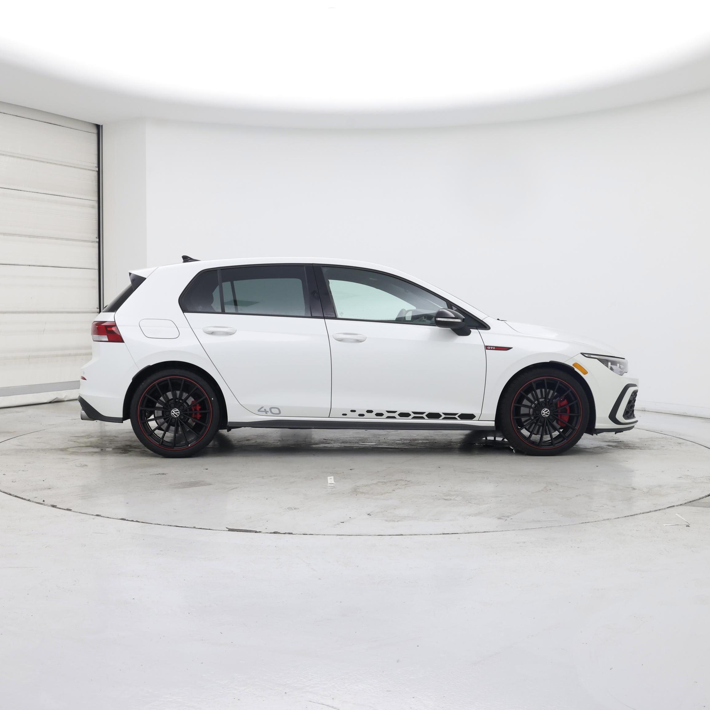Thumbnail: 2023 Volkswagen Golf - 7