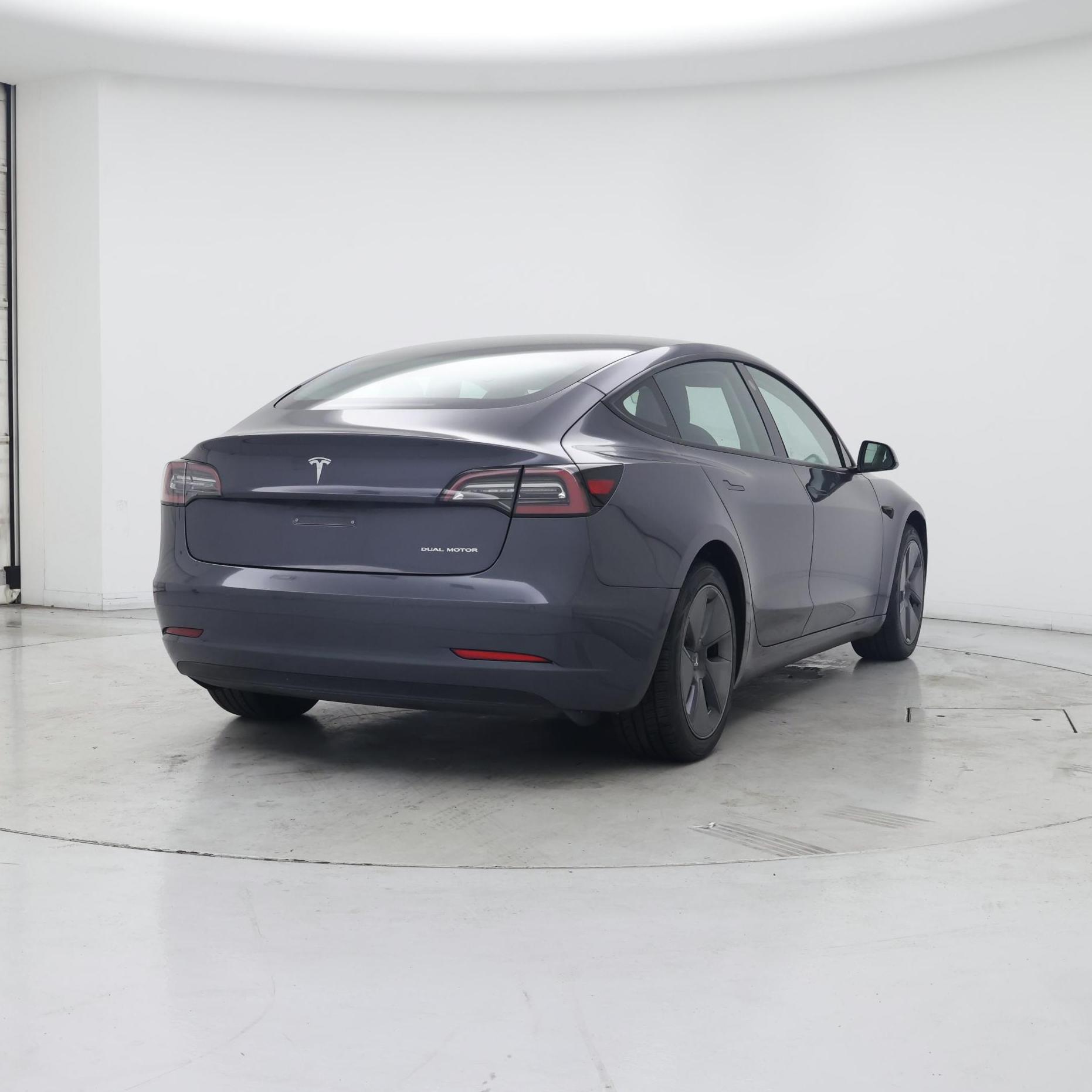 Thumbnail: 2022 Tesla Model 3 - 8
