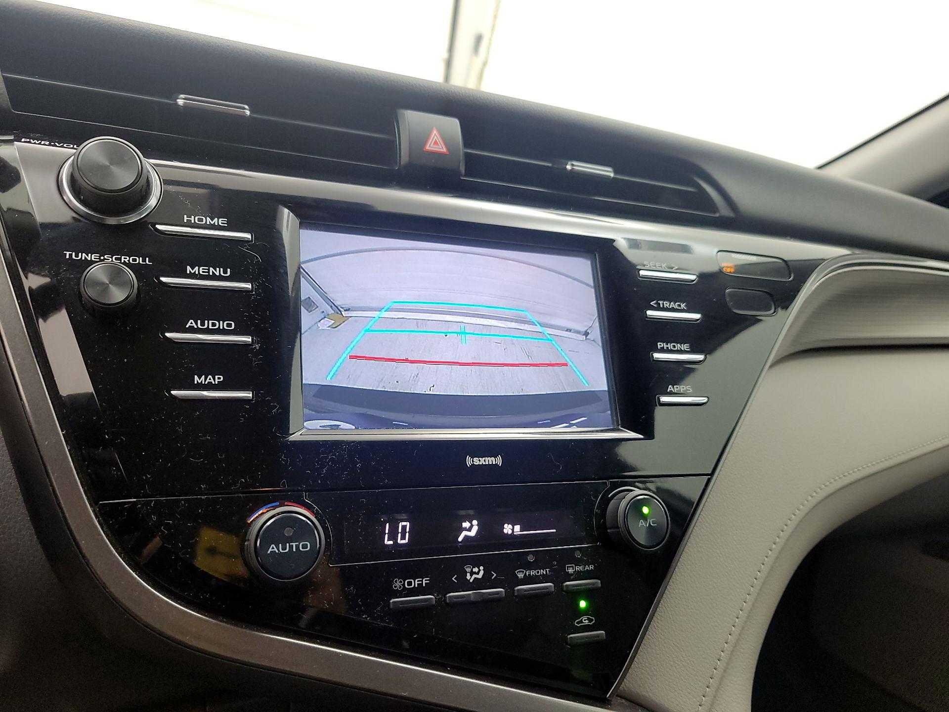 Thumbnail: 2020 Toyota Camry - 14