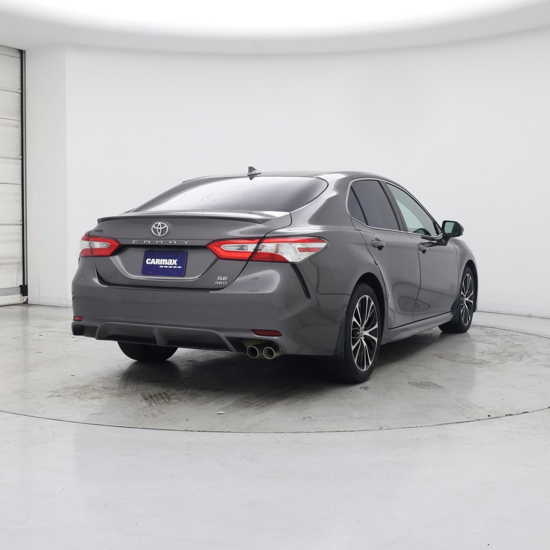 Thumbnail: 2020 Toyota Camry - 8