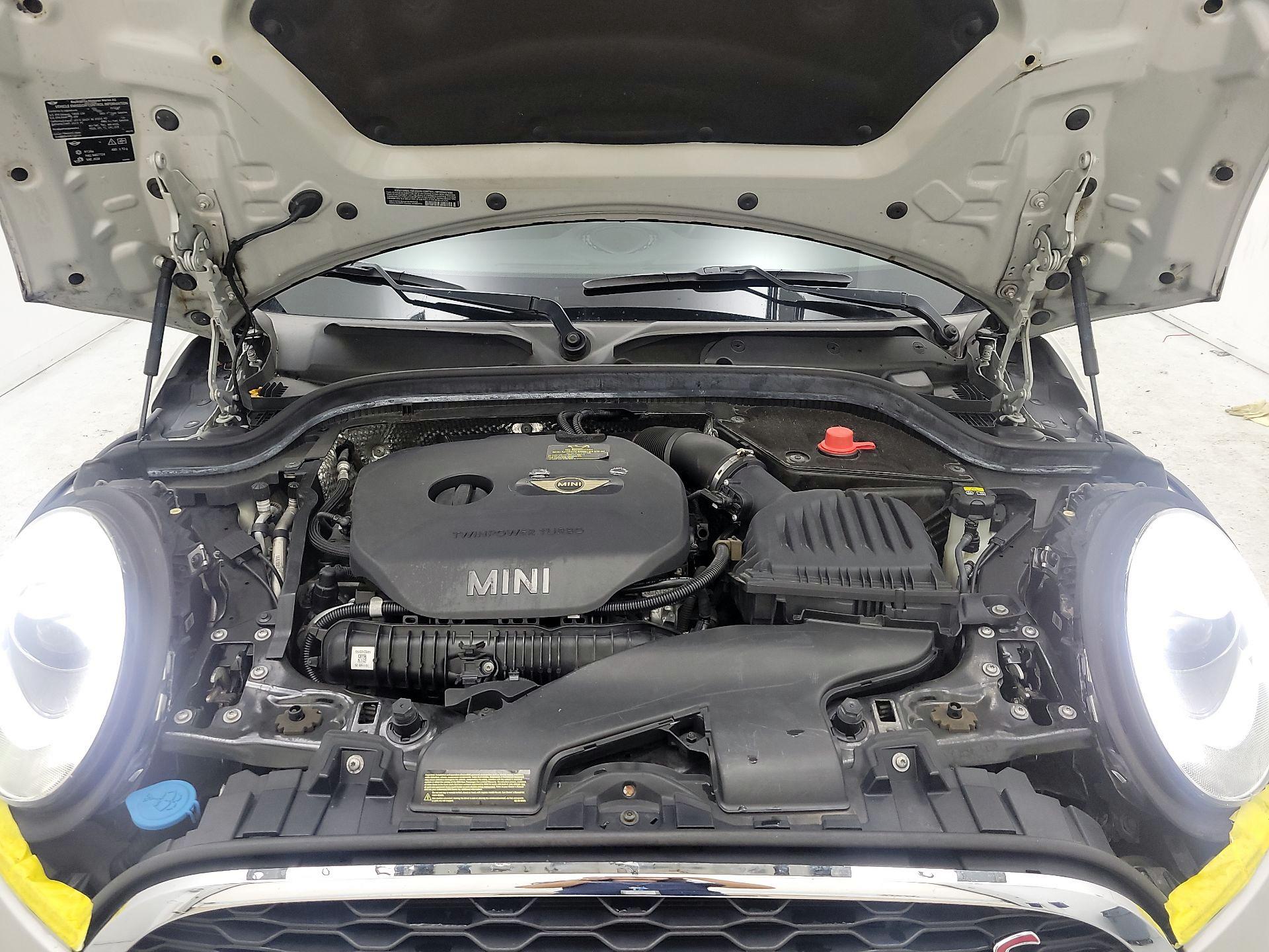 Thumbnail: 2015 MINI Cooper Hardtop - 20