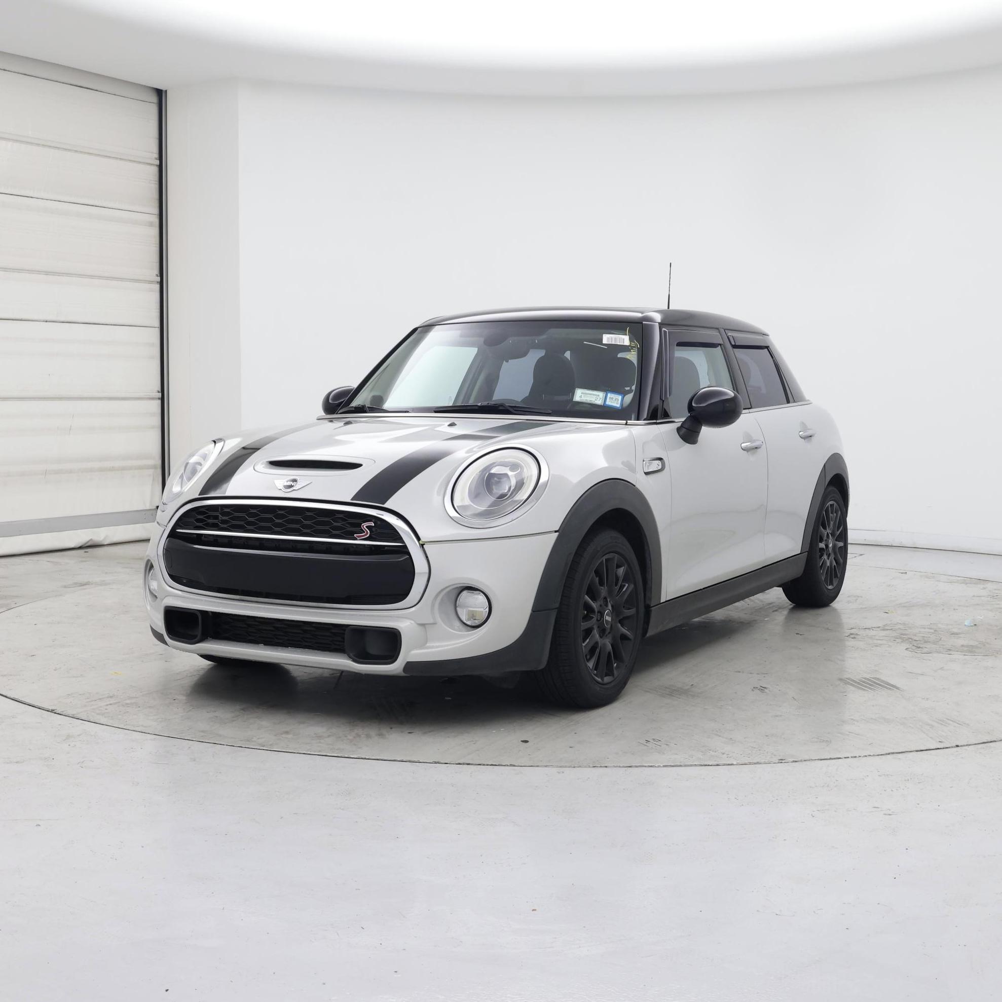 Thumbnail: 2015 MINI Cooper Hardtop - 4