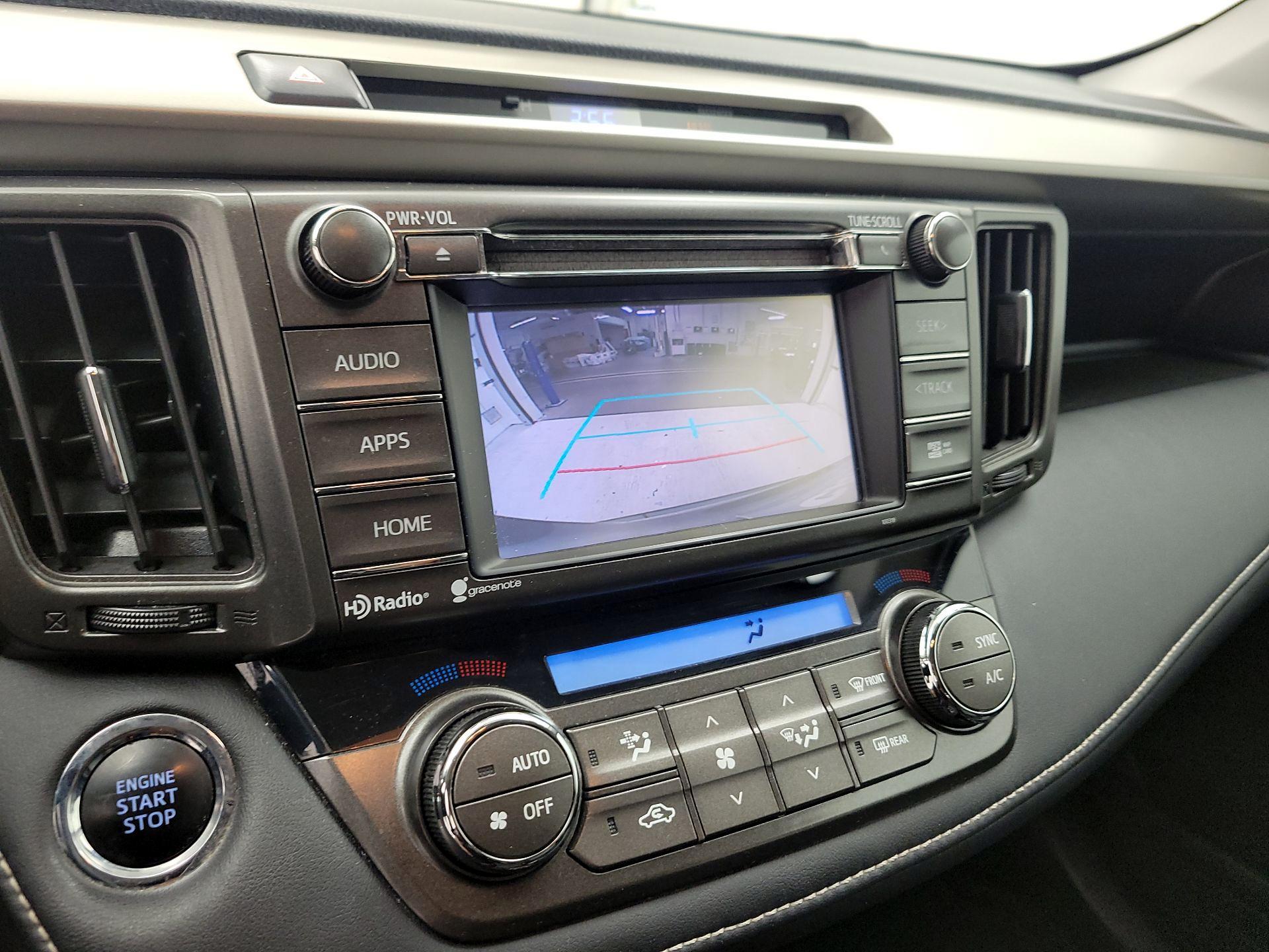 Thumbnail: 2015 Toyota RAV4 - 14