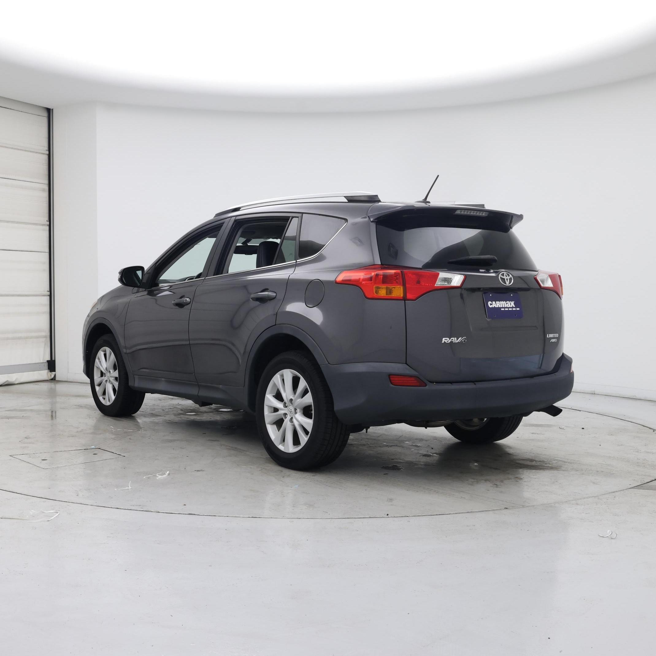 Thumbnail: 2015 Toyota RAV4 - 2