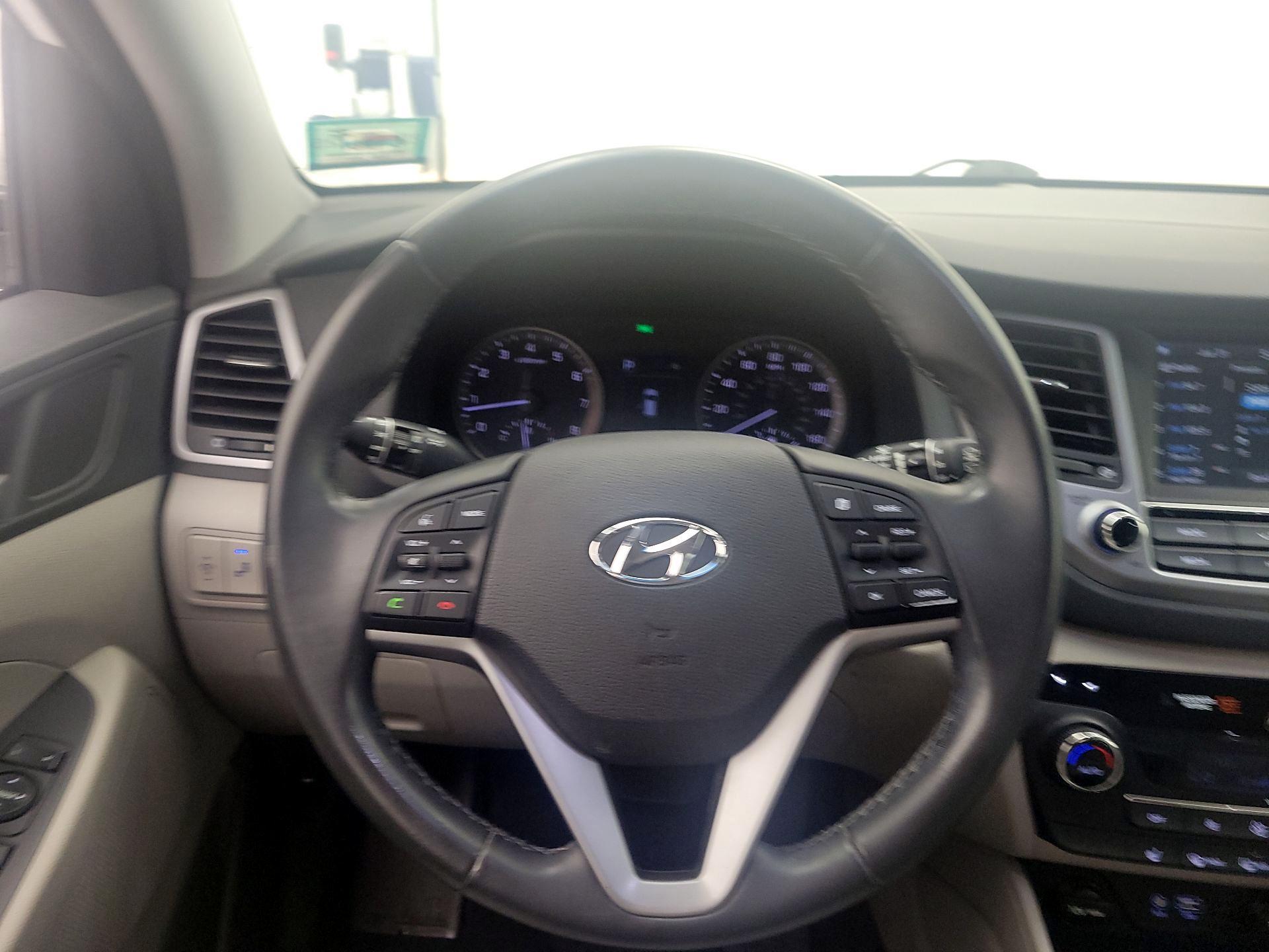 Thumbnail: 2018 Hyundai Tucson - 10