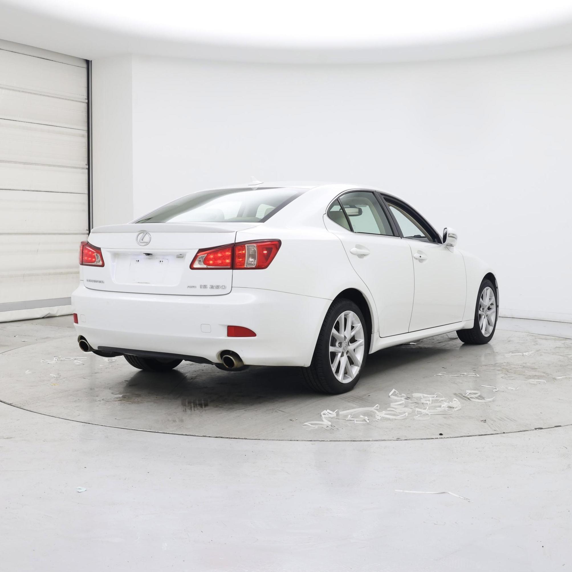 Thumbnail: 2013 Lexus IS - 8
