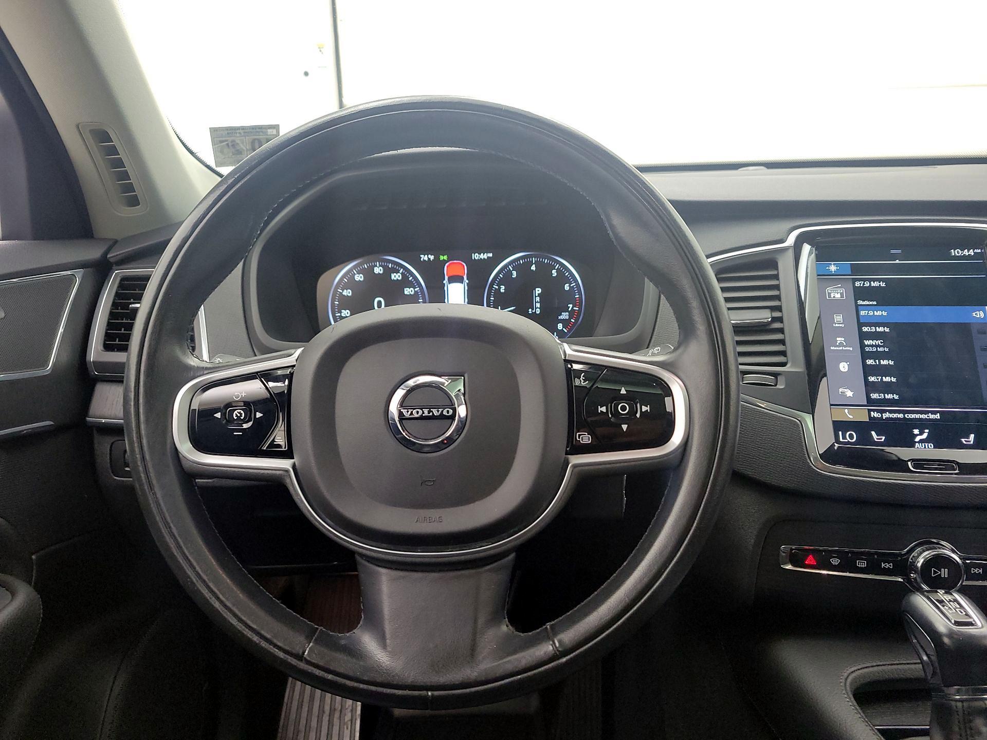 Thumbnail: 2020 Volvo XC90 - 10