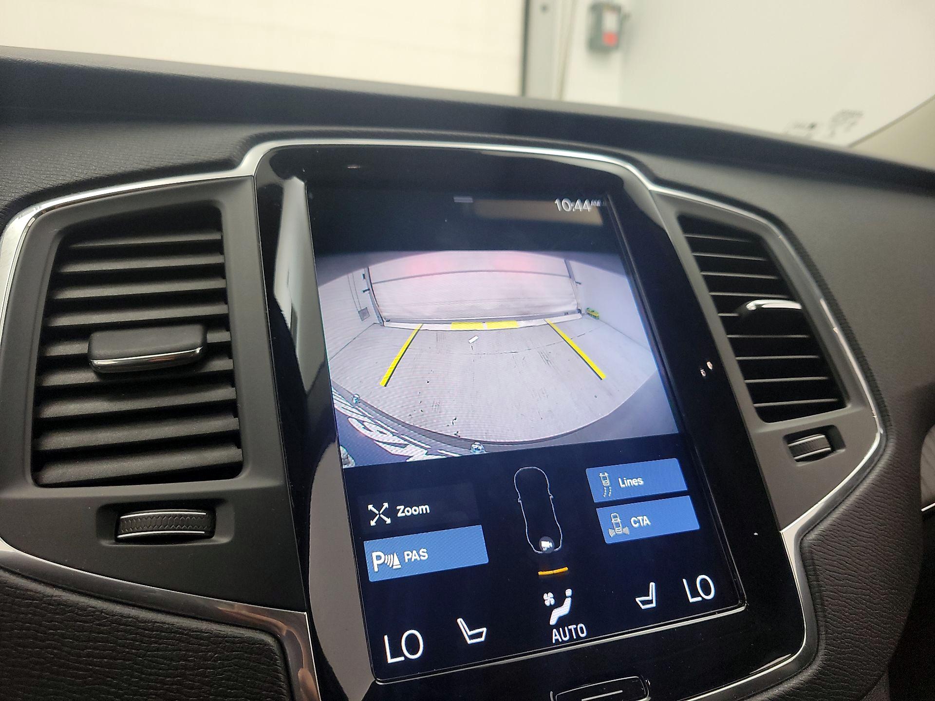 Thumbnail: 2020 Volvo XC90 - 13