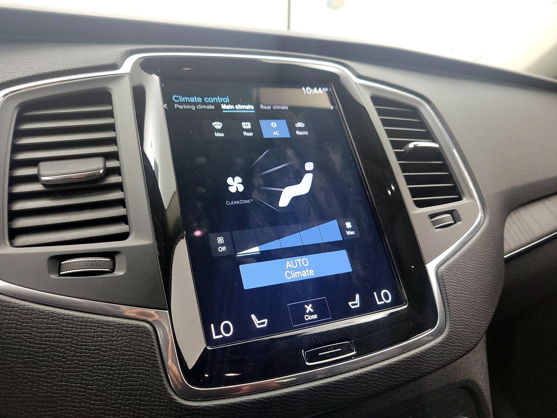 Thumbnail: 2020 Volvo XC90 - 15