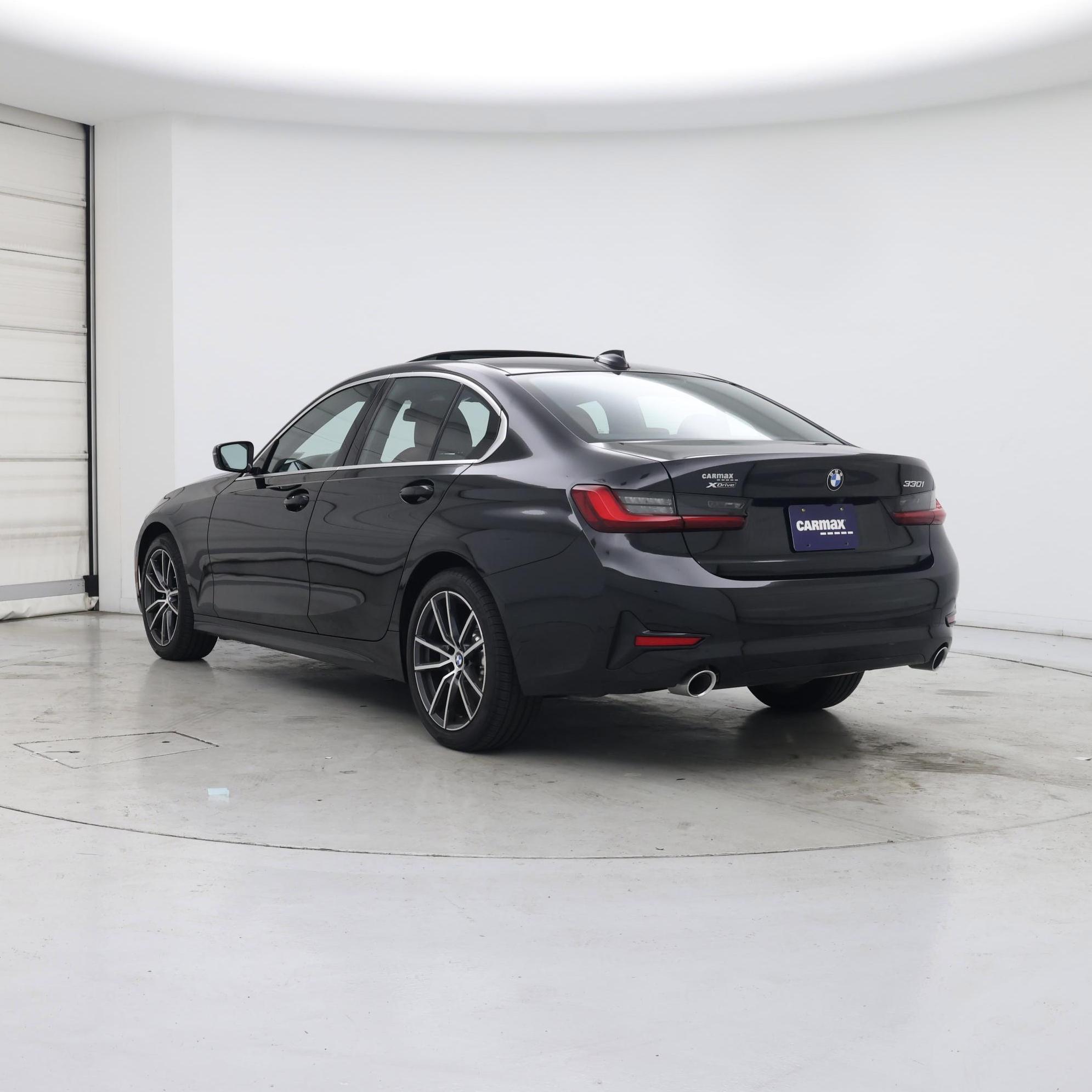 Thumbnail: 2022 BMW 3 Series - 2