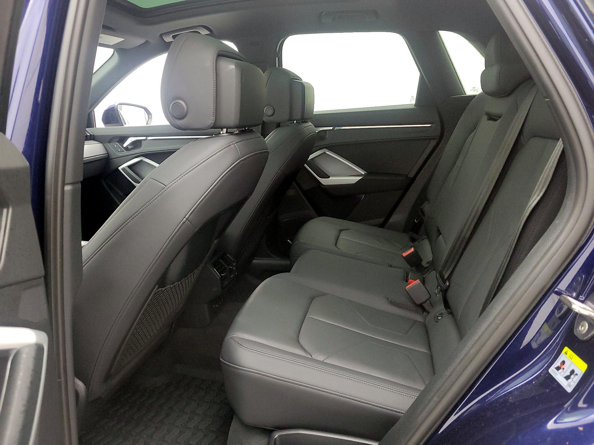 Thumbnail: 2021 Audi Q3 - 18