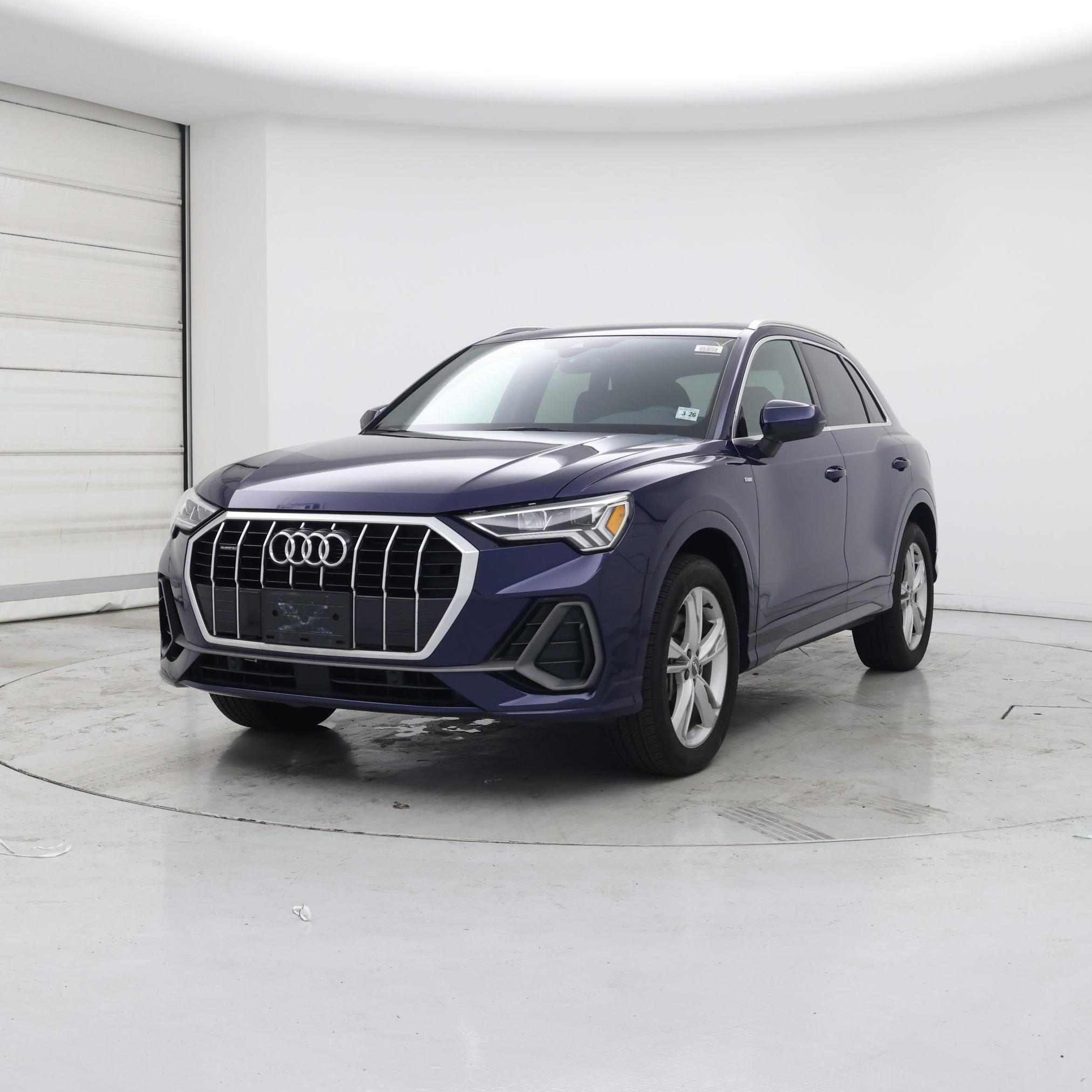 Thumbnail: 2021 Audi Q3 - 4