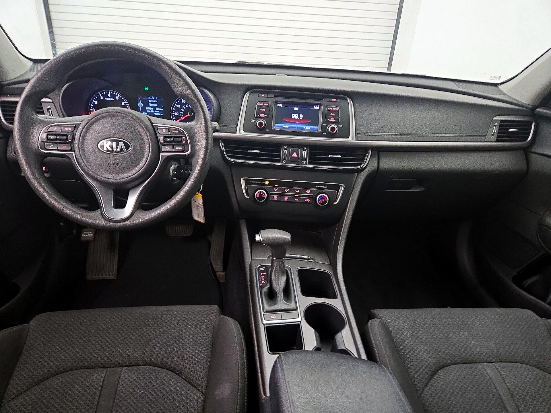 Thumbnail: 2016 Kia Optima - 9