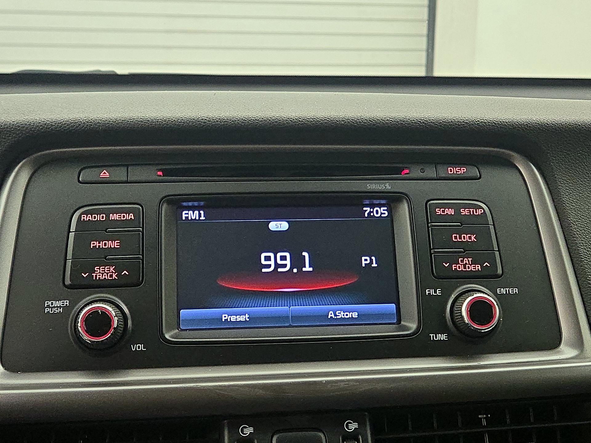 Thumbnail: 2016 Kia Optima - 15