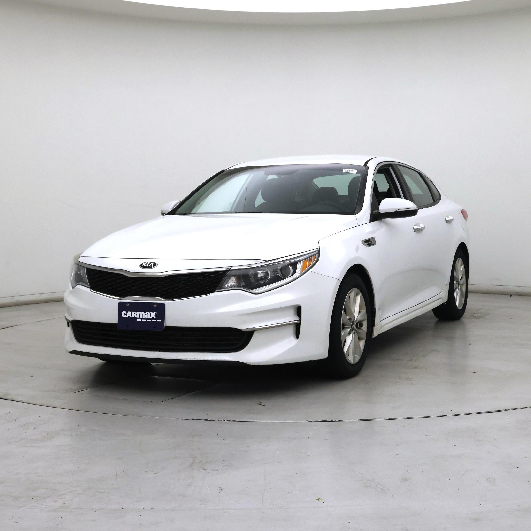 Thumbnail: 2016 Kia Optima - 4