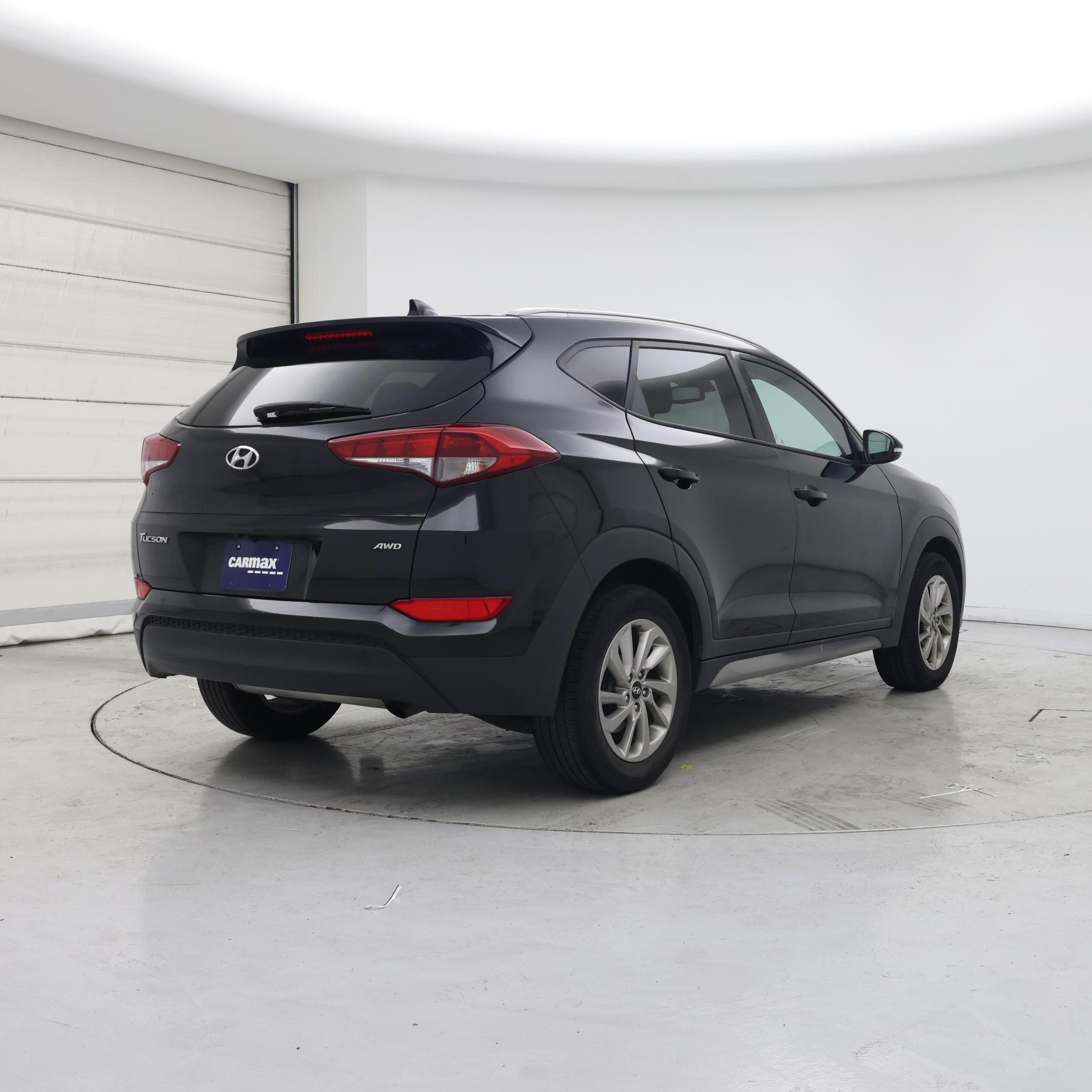 Thumbnail: 2017 Hyundai Tucson - 8