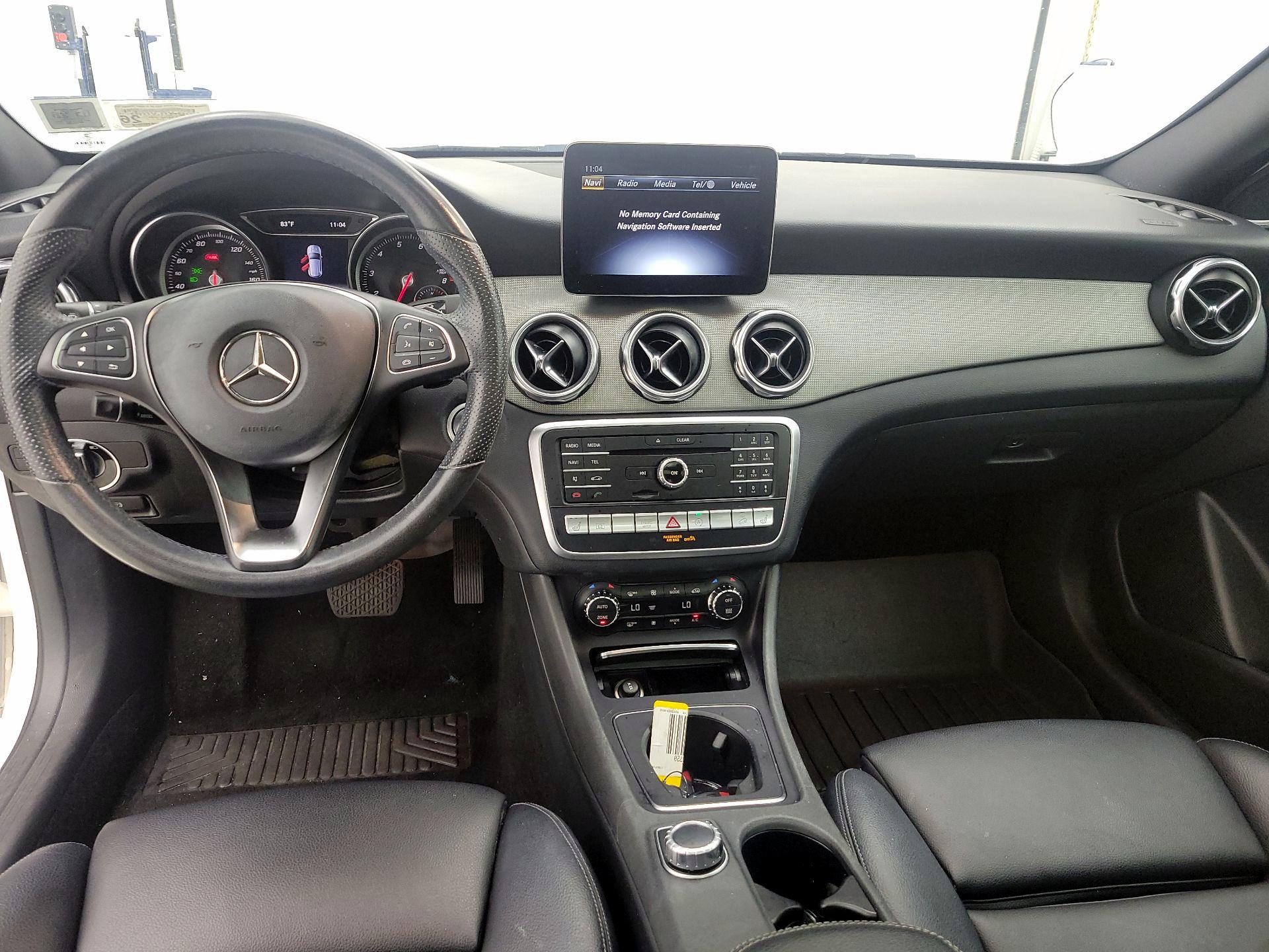 Thumbnail: 2019 Mercedes-Benz GLA - 9