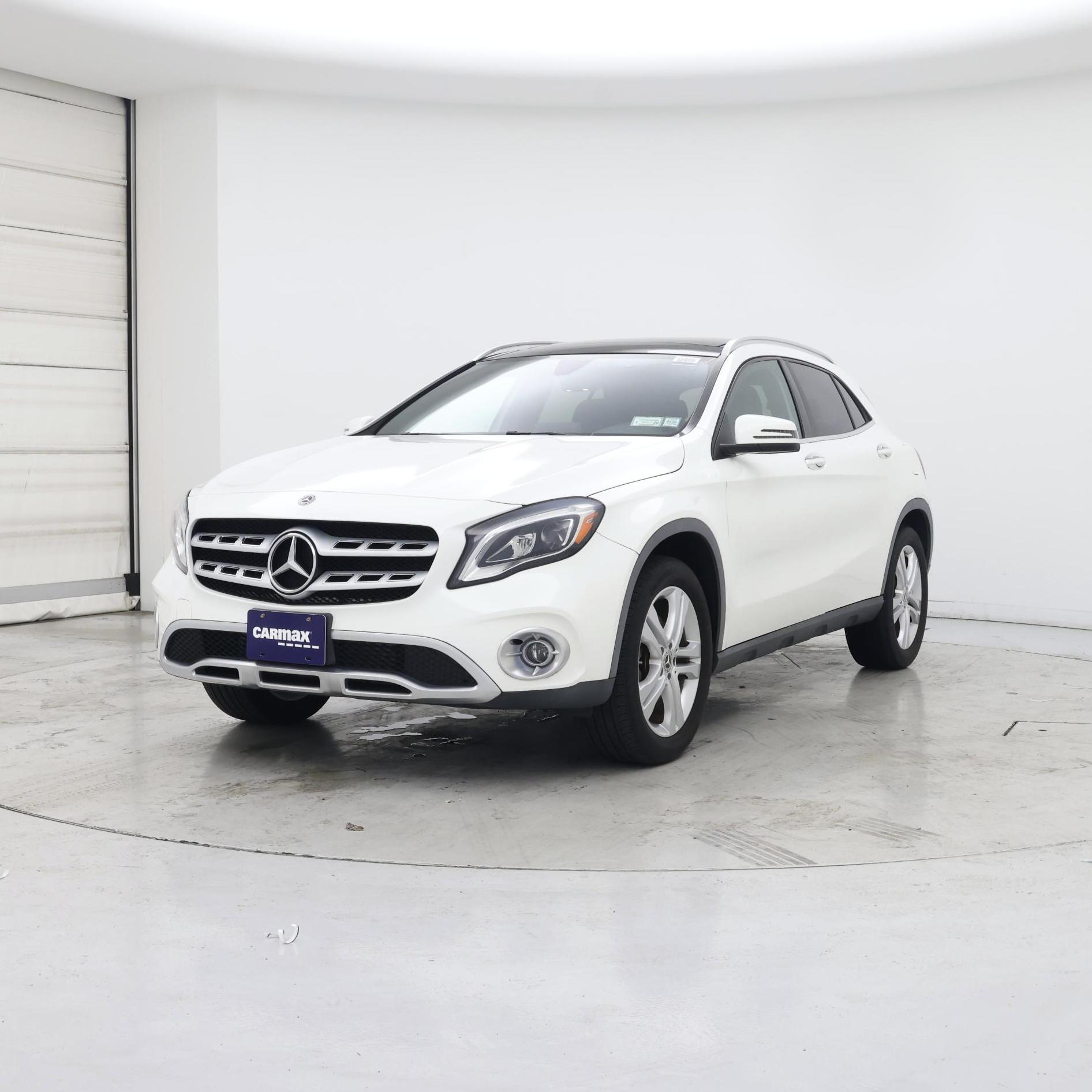 Thumbnail: 2019 Mercedes-Benz GLA - 4