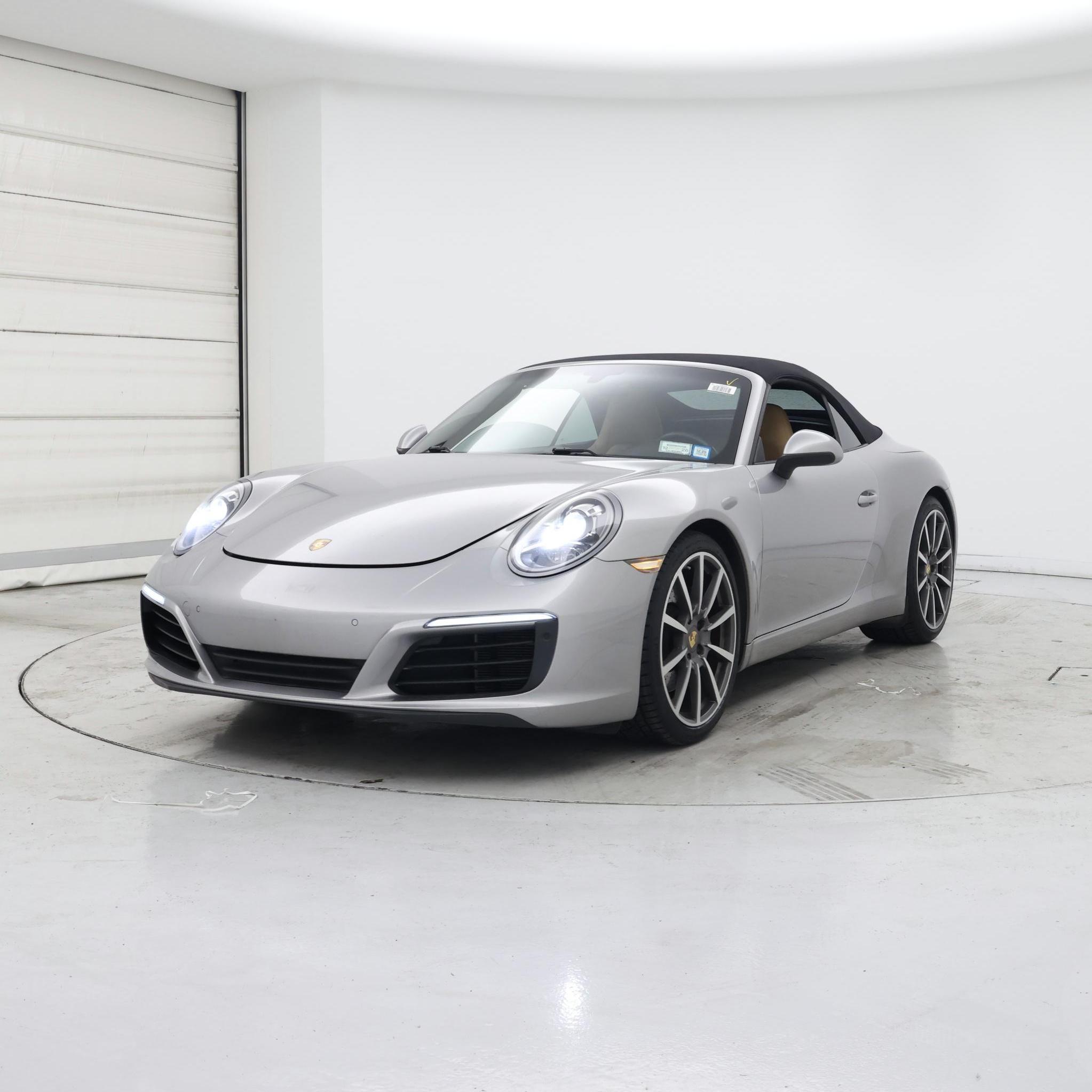 Thumbnail: 2018 Porsche 911 - 4