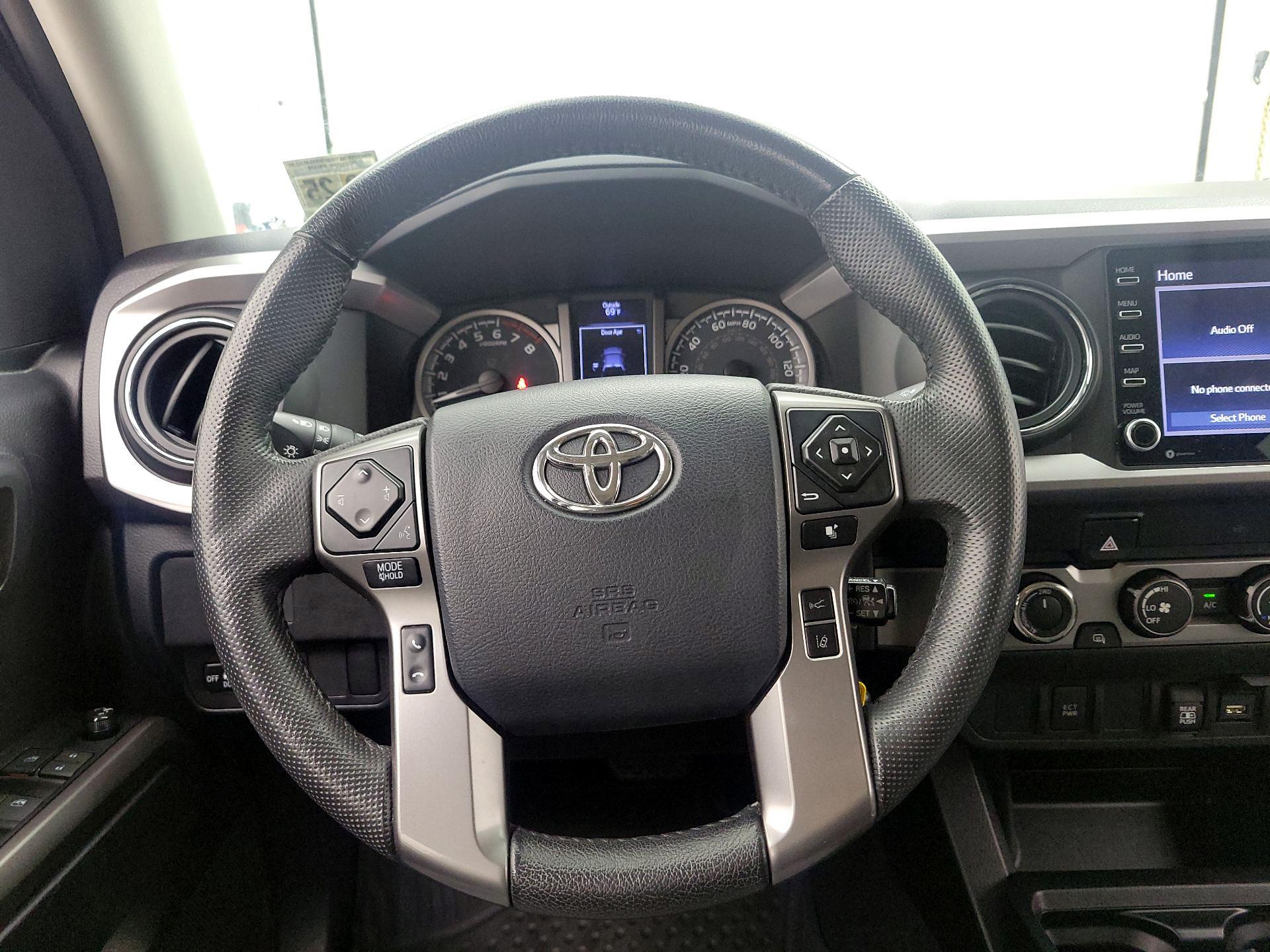 Thumbnail: 2020 Toyota Tacoma - 10