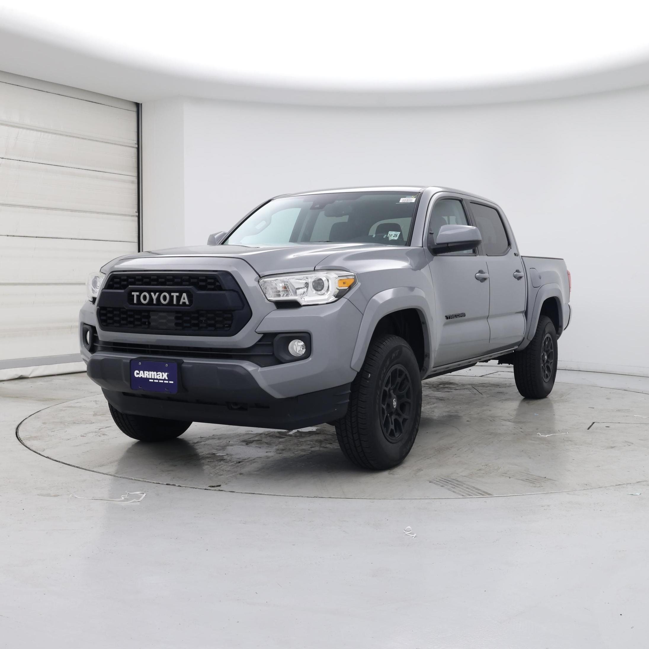 Thumbnail: 2020 Toyota Tacoma - 4