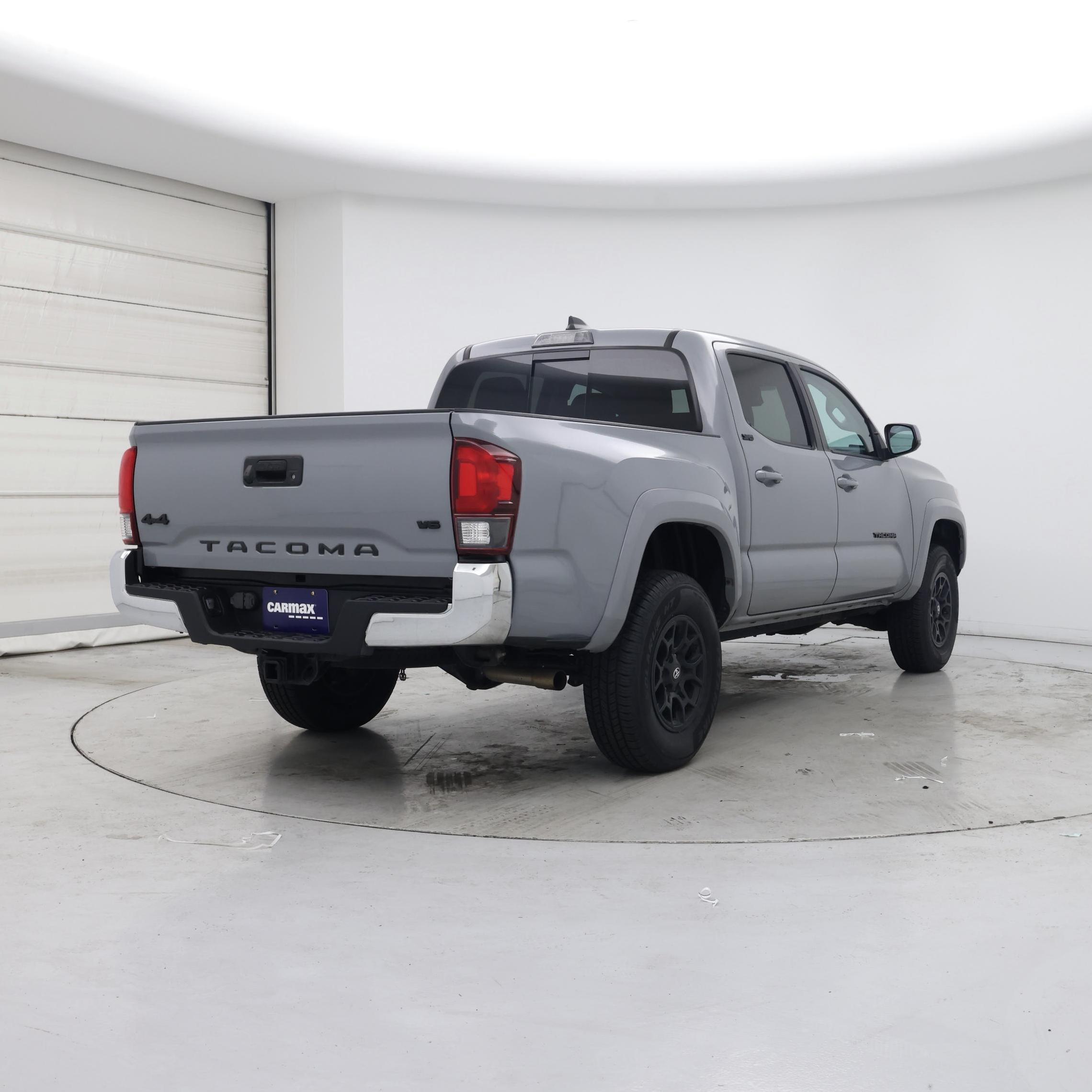 Thumbnail: 2020 Toyota Tacoma - 8