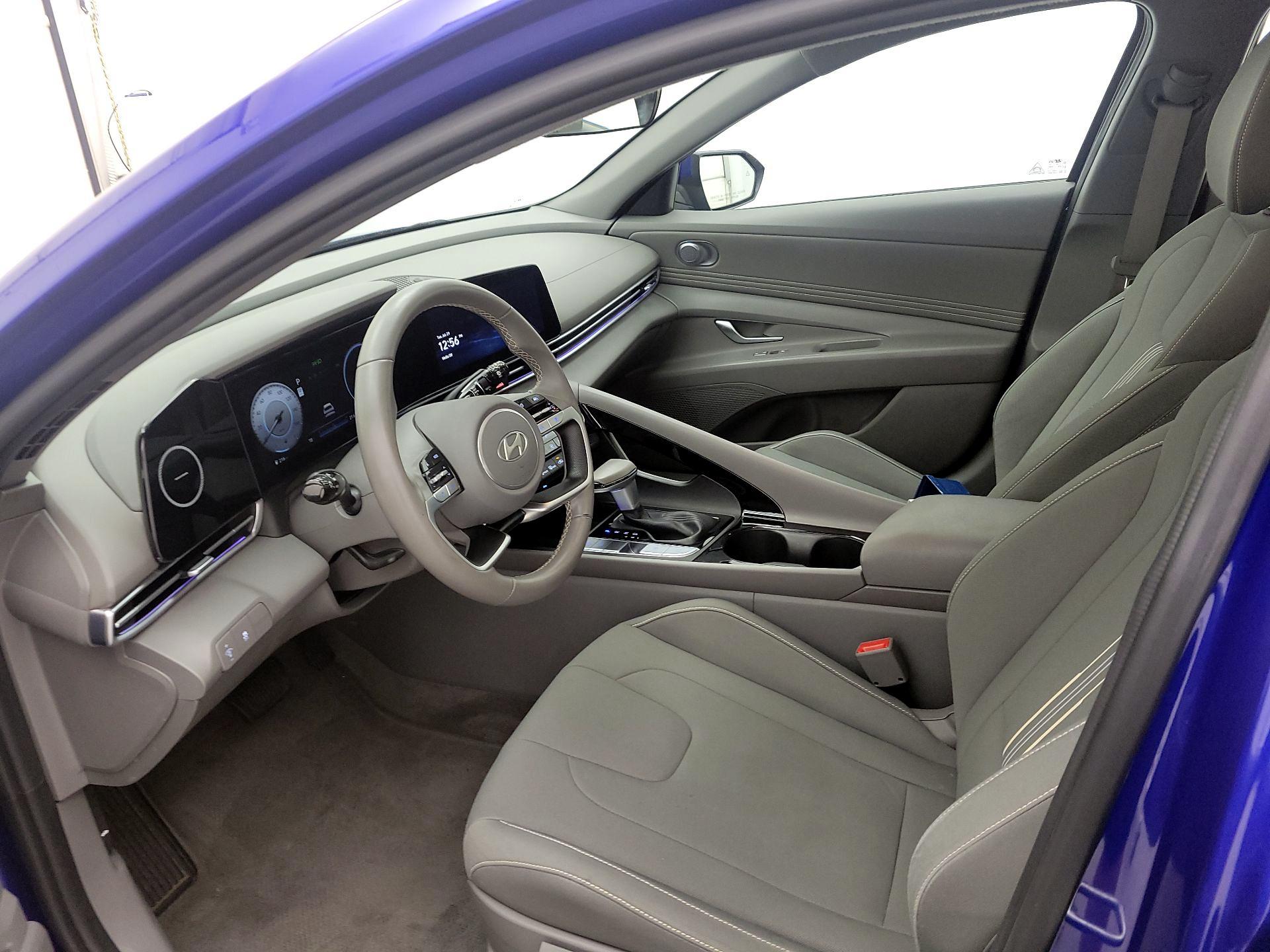 Thumbnail: 2024 Hyundai Elantra - 11