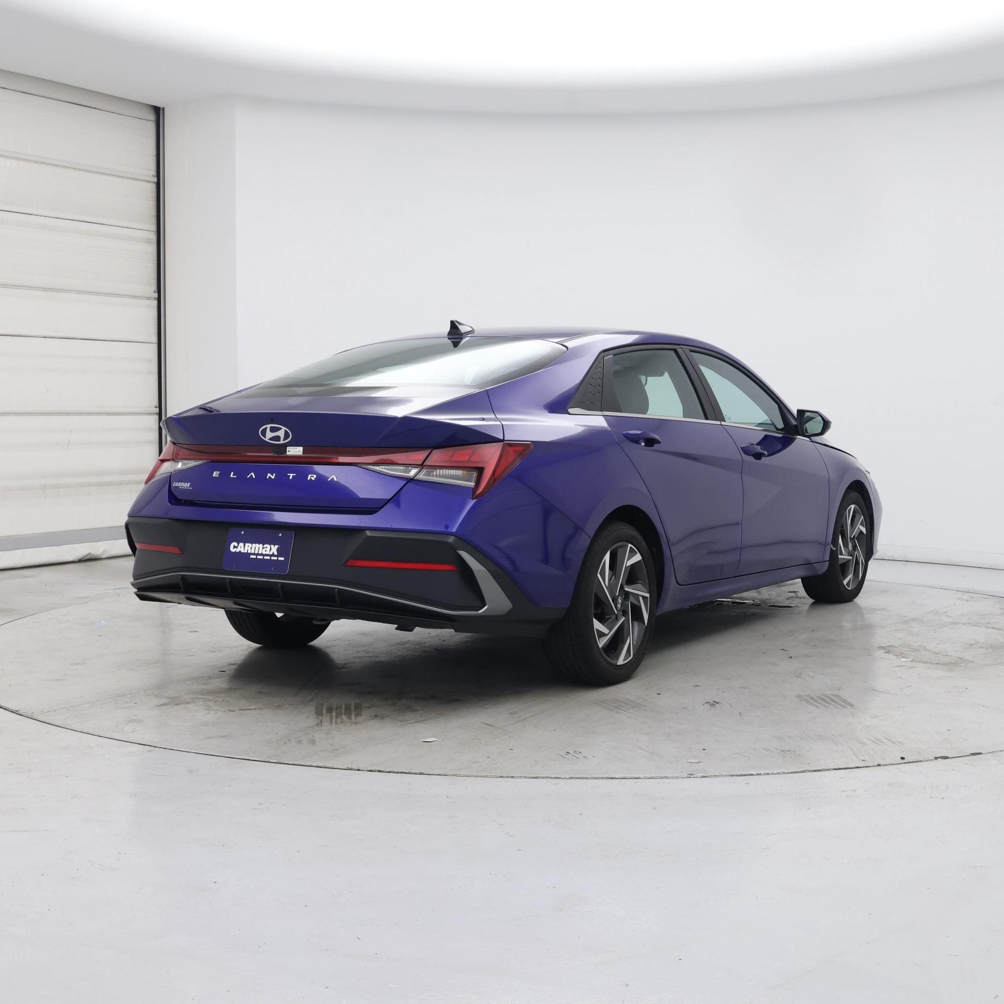 Thumbnail: 2024 Hyundai Elantra - 8