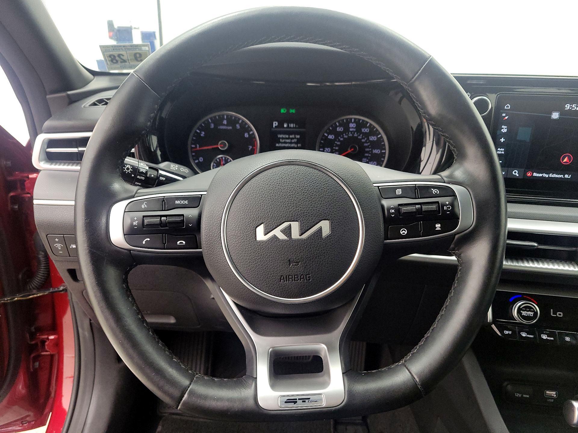 Thumbnail: 2023 Kia K5 - 10