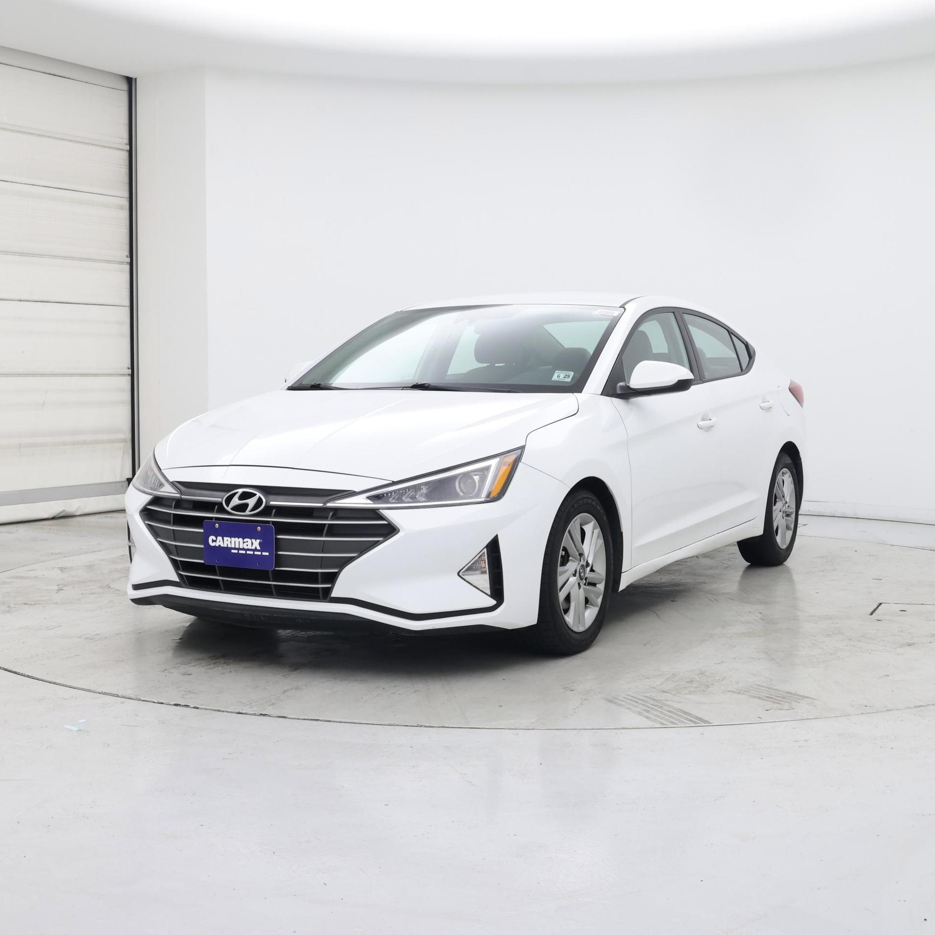 Thumbnail: 2020 Hyundai Elantra - 4