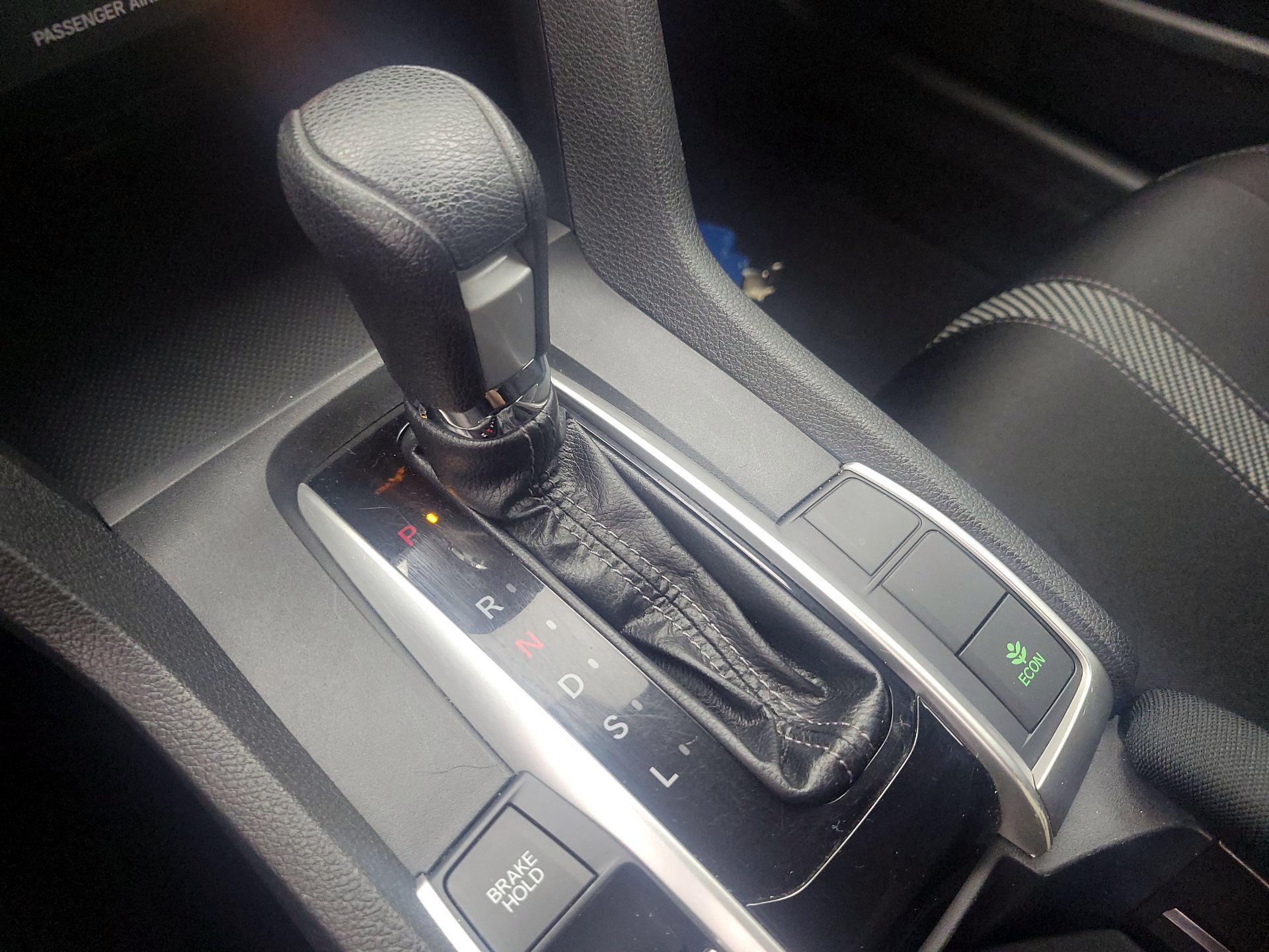 Thumbnail: 2018 Honda Civic - 16