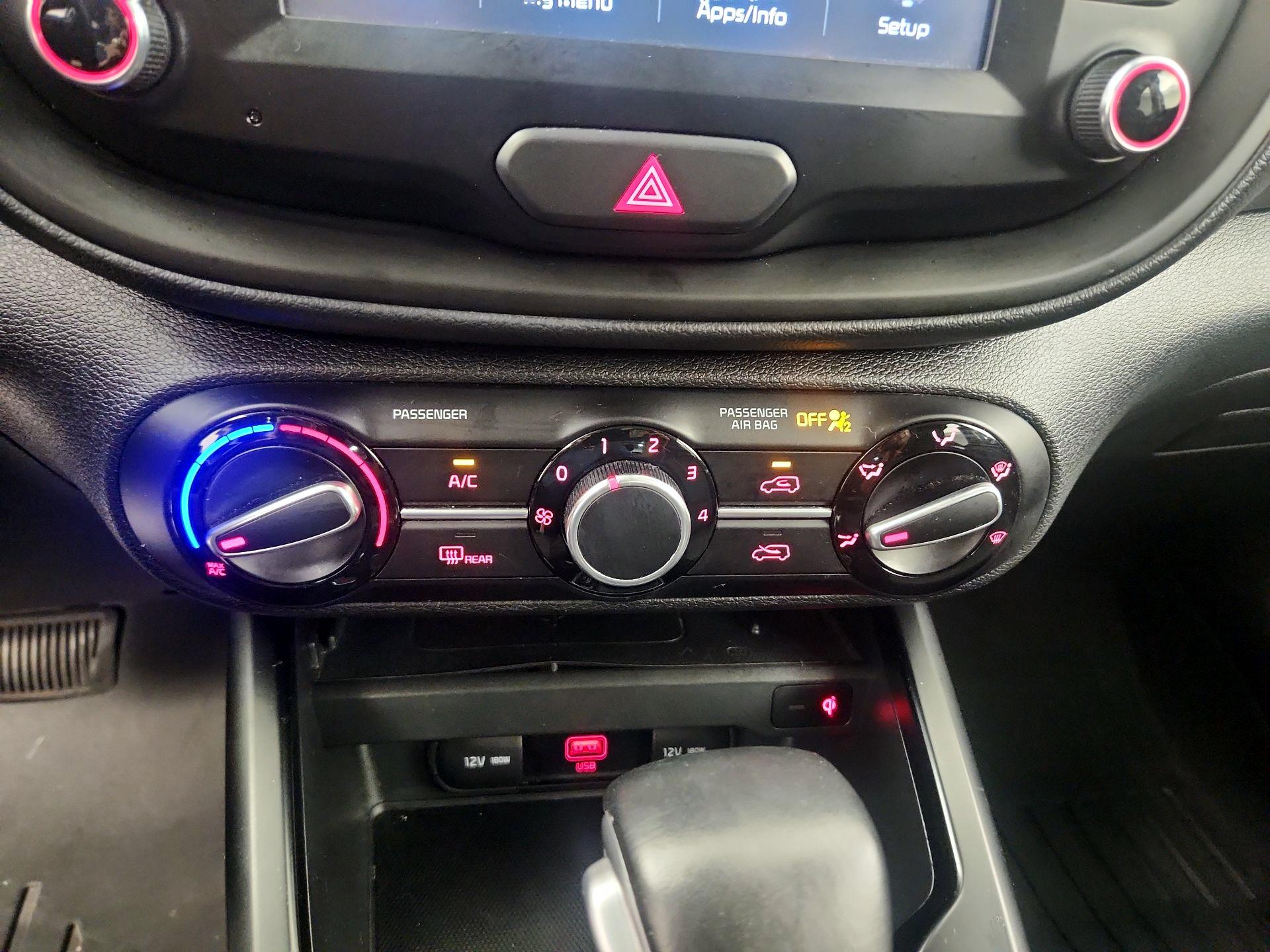 Thumbnail: 2020 Kia Soul - 16